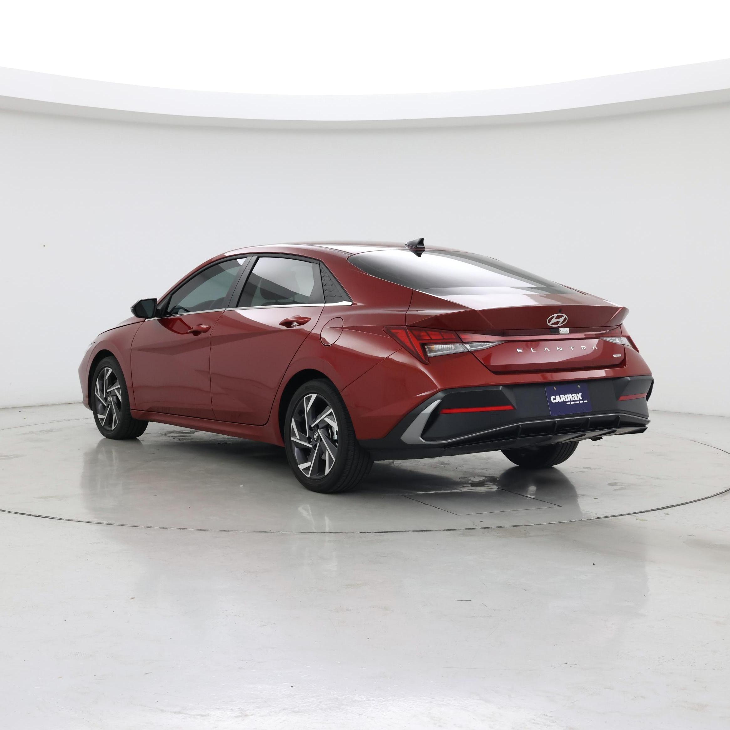 Thumbnail: 2025 Hyundai Elantra - 2