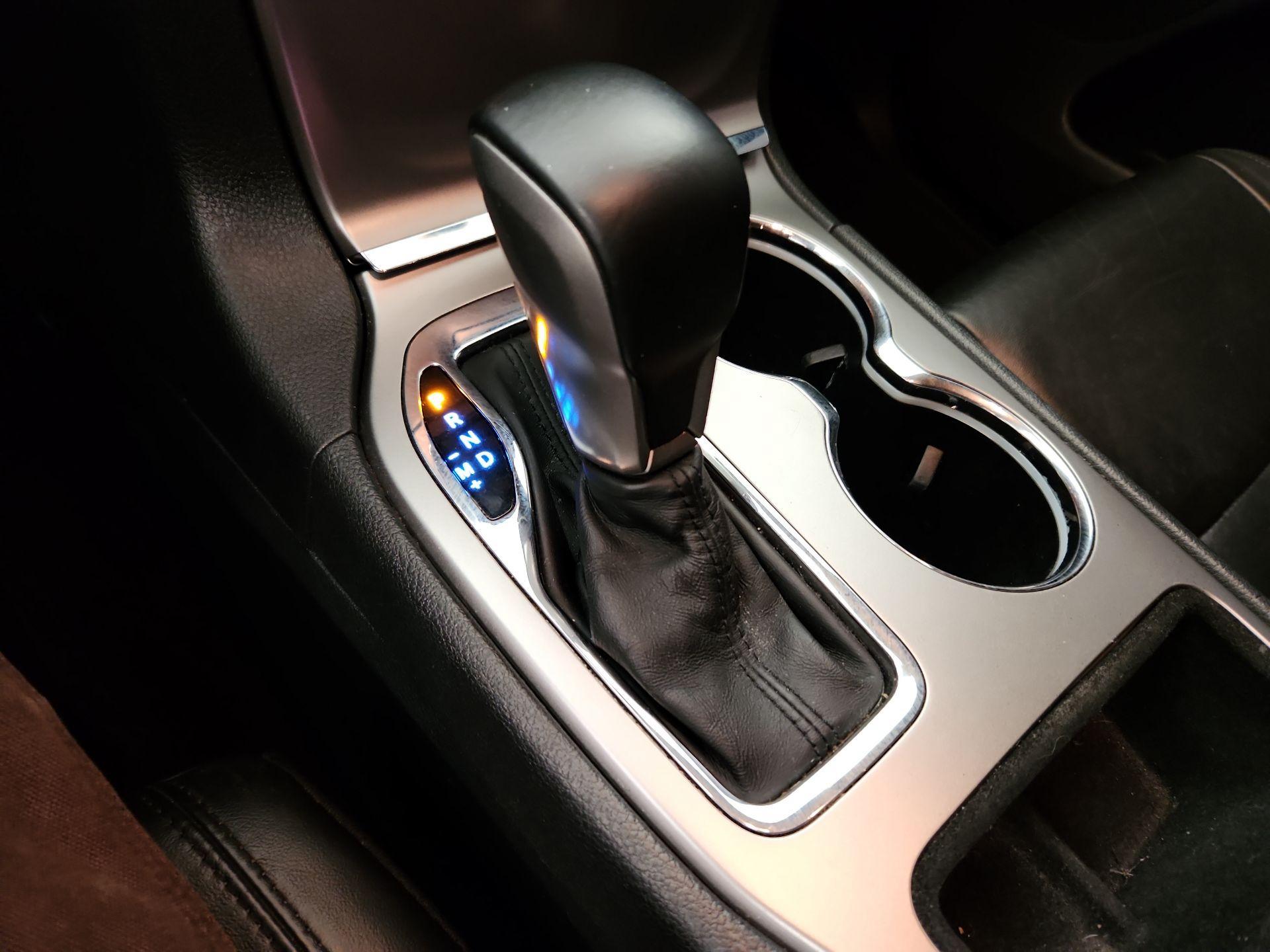 Thumbnail: 2018 Jeep Grand Cherokee - 17