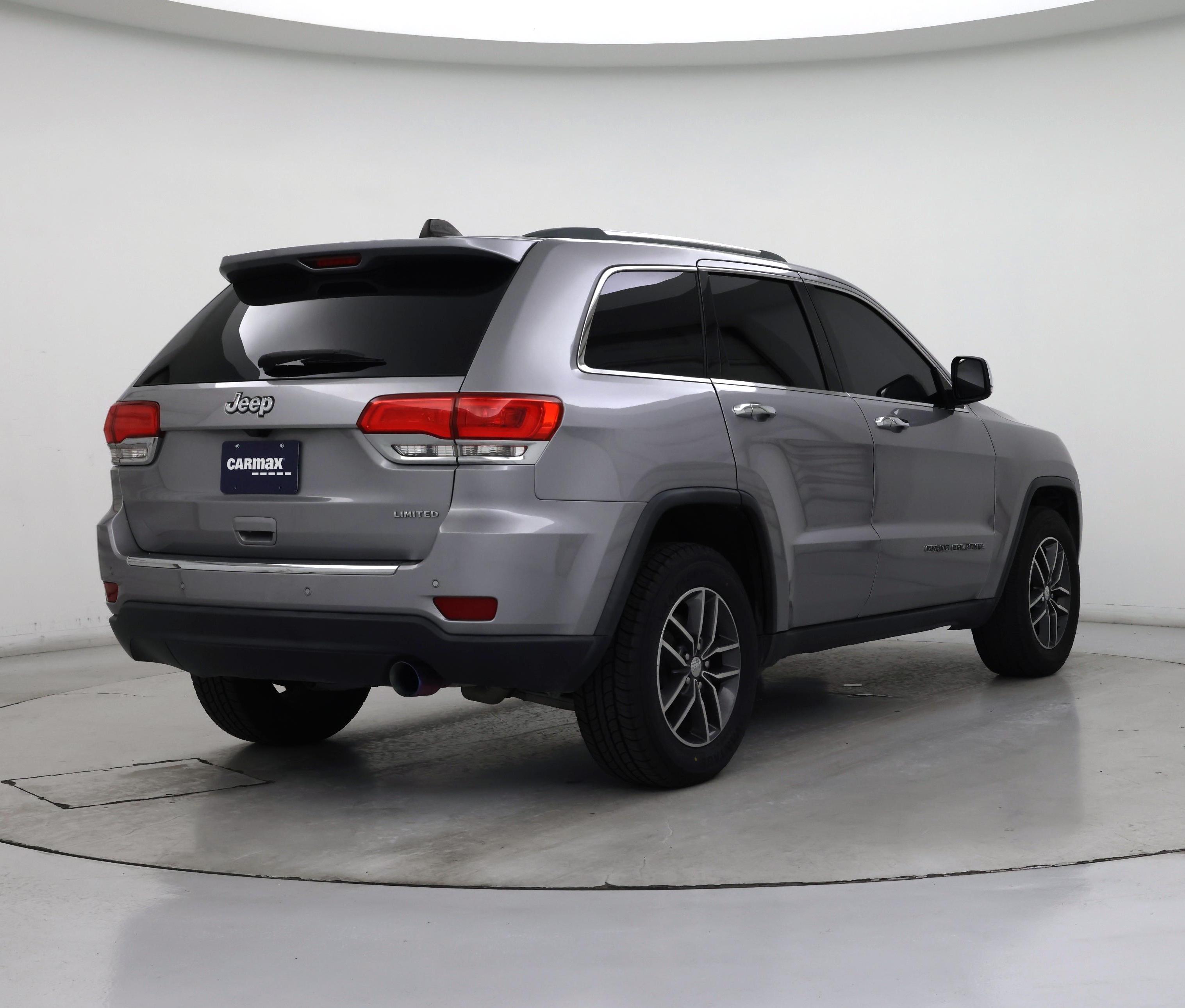 Thumbnail: 2018 Jeep Grand Cherokee - 8