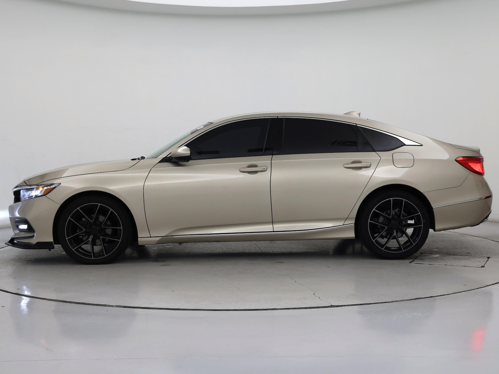 2020 Honda Accord EX - Photo 4