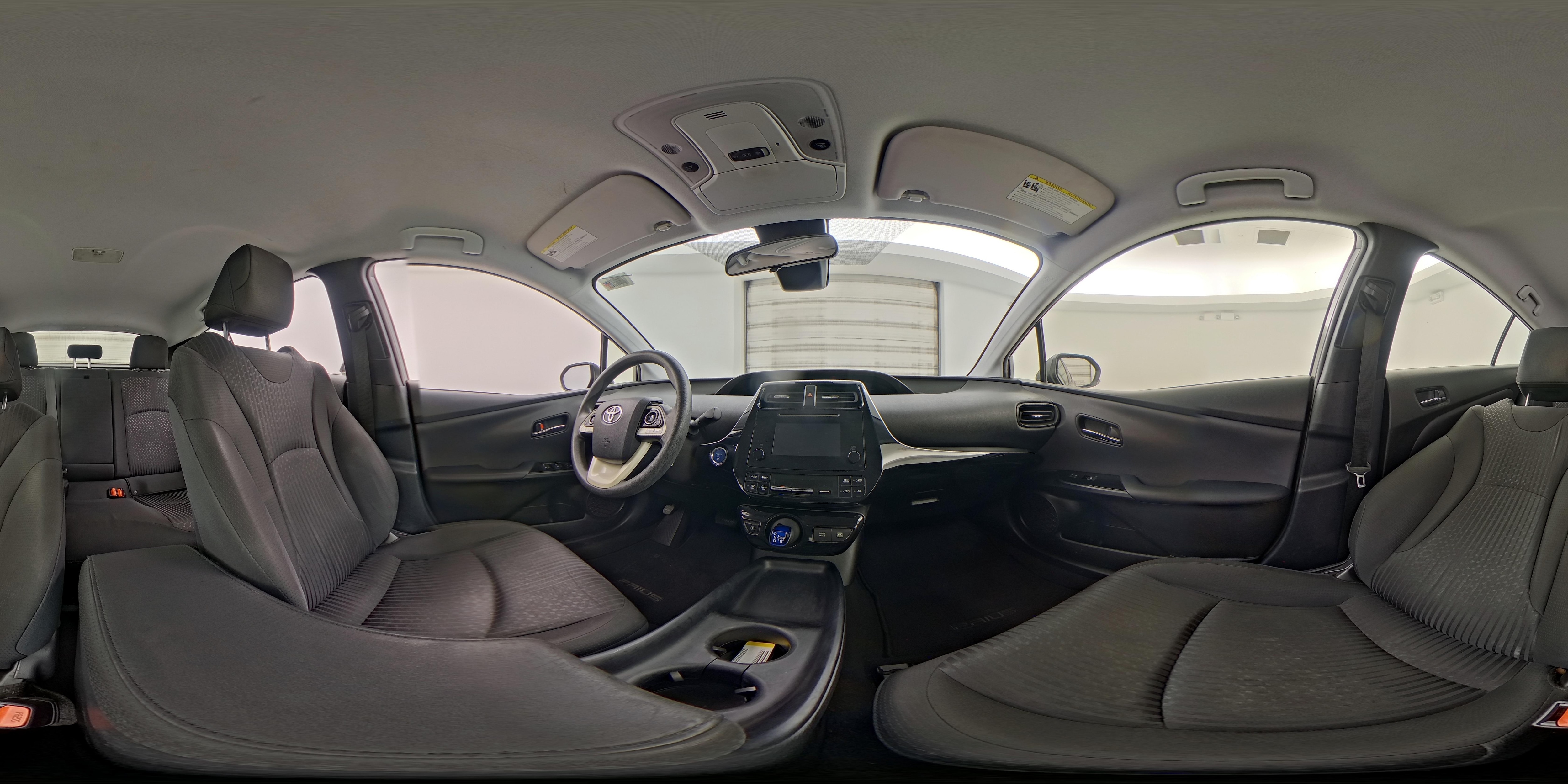 2017 Toyota Prius One - Photo 23
