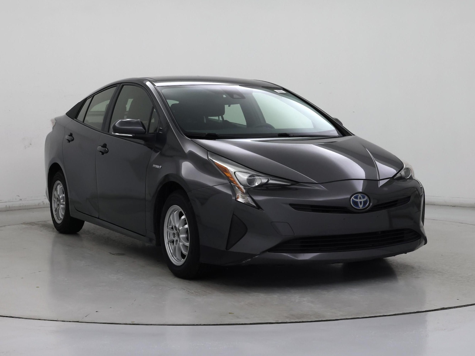 2017 Toyota Prius One - Photo 2