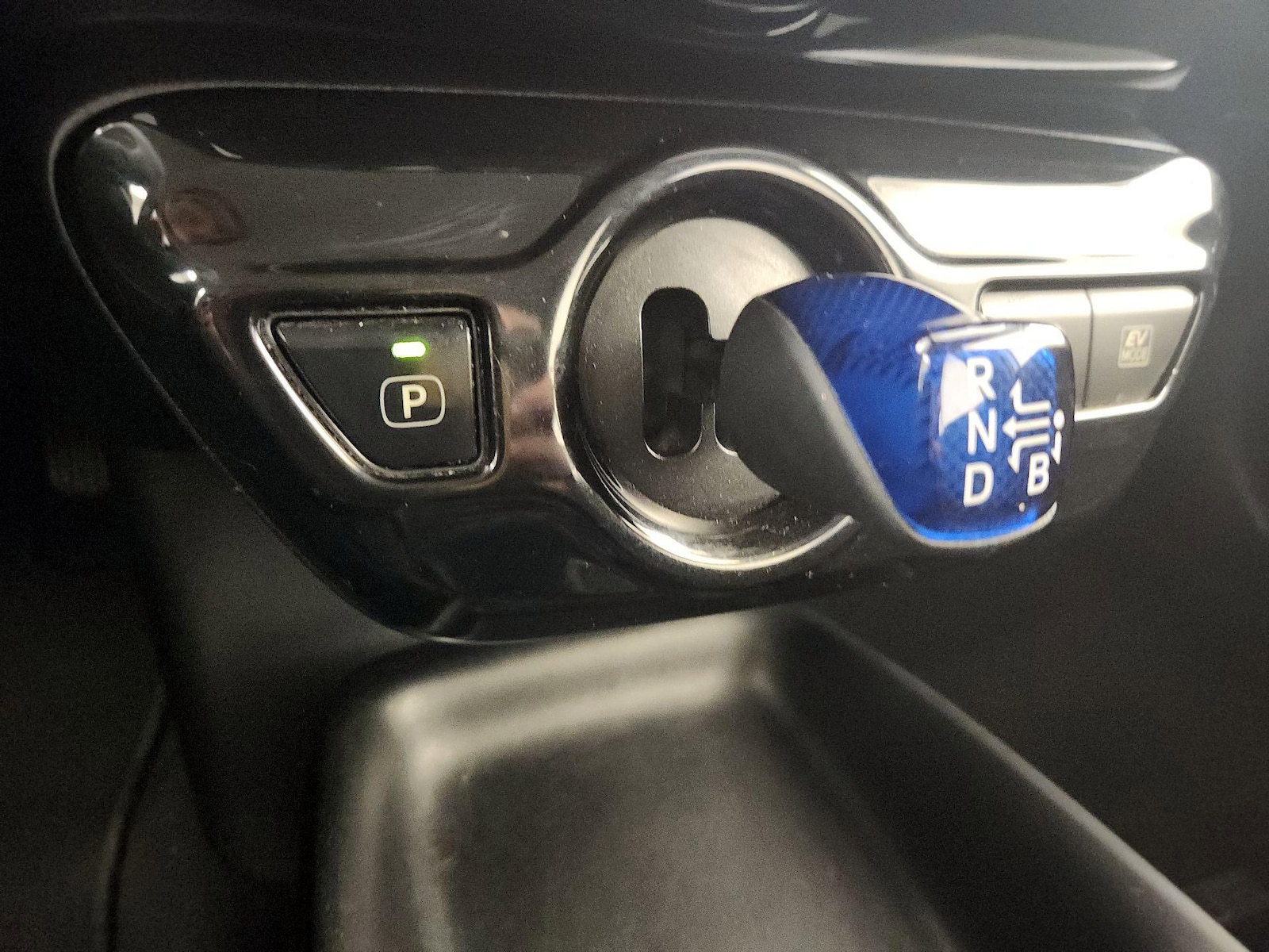 2017 Toyota Prius One - Photo 18