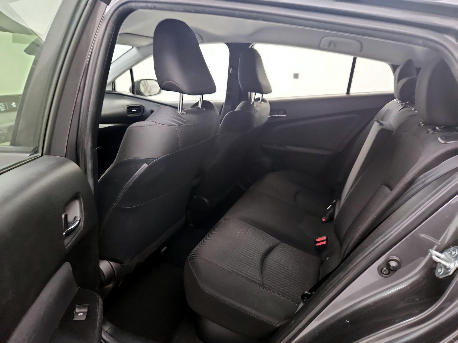 2017 Toyota Prius One - Photo 19