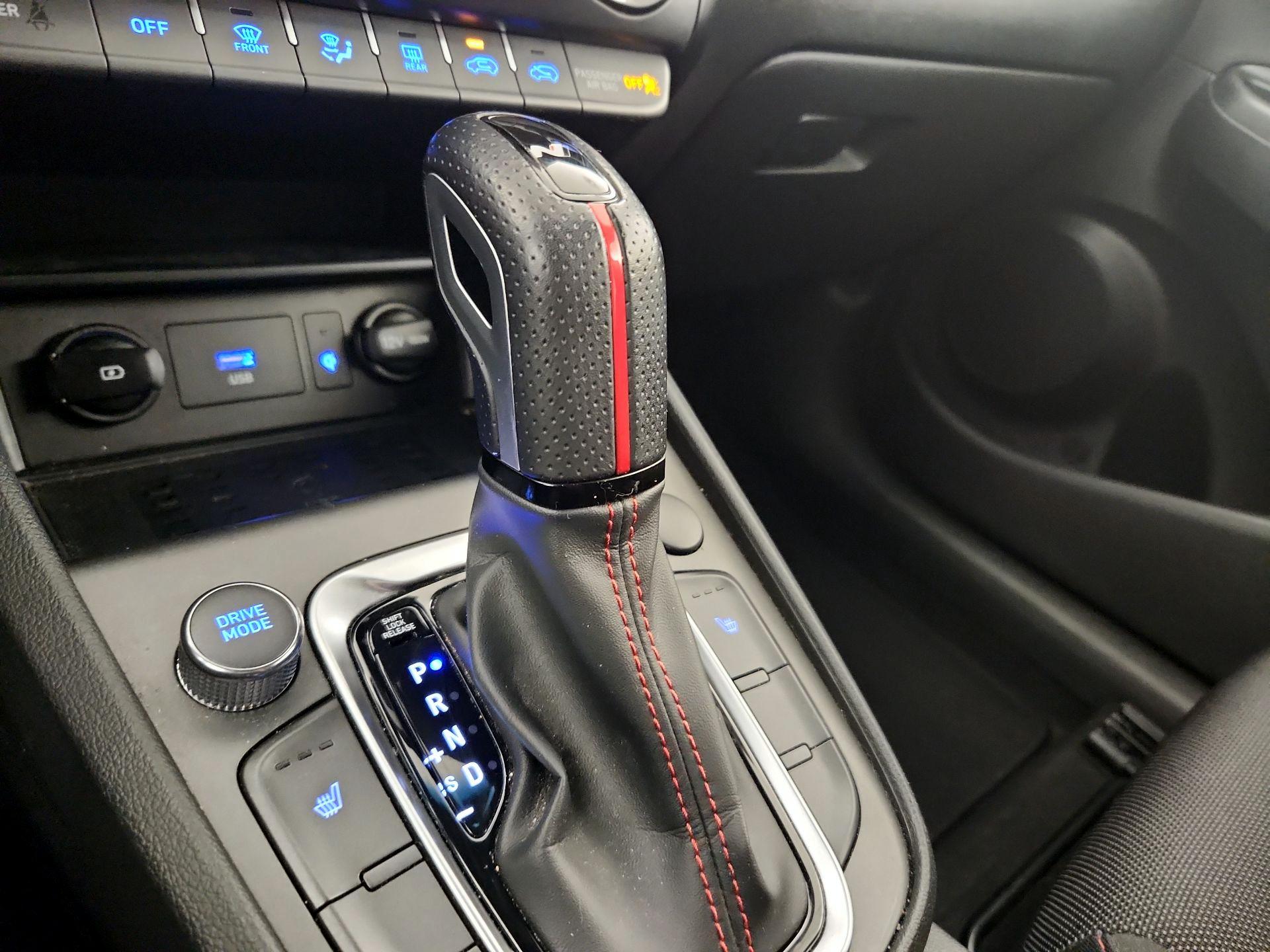 Thumbnail: 2022 Hyundai Kona - 17