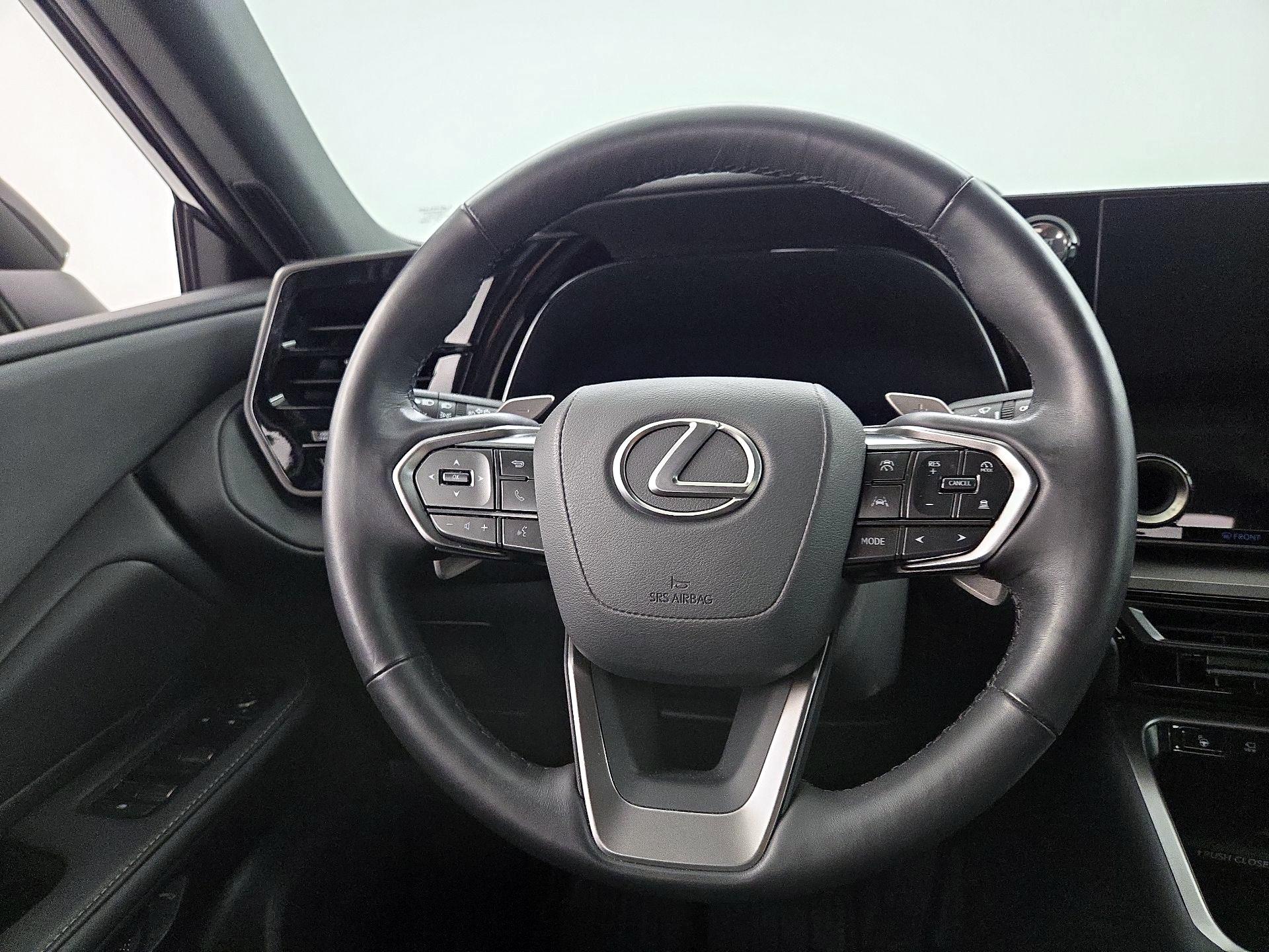 Thumbnail: 2025 Lexus TX - 10