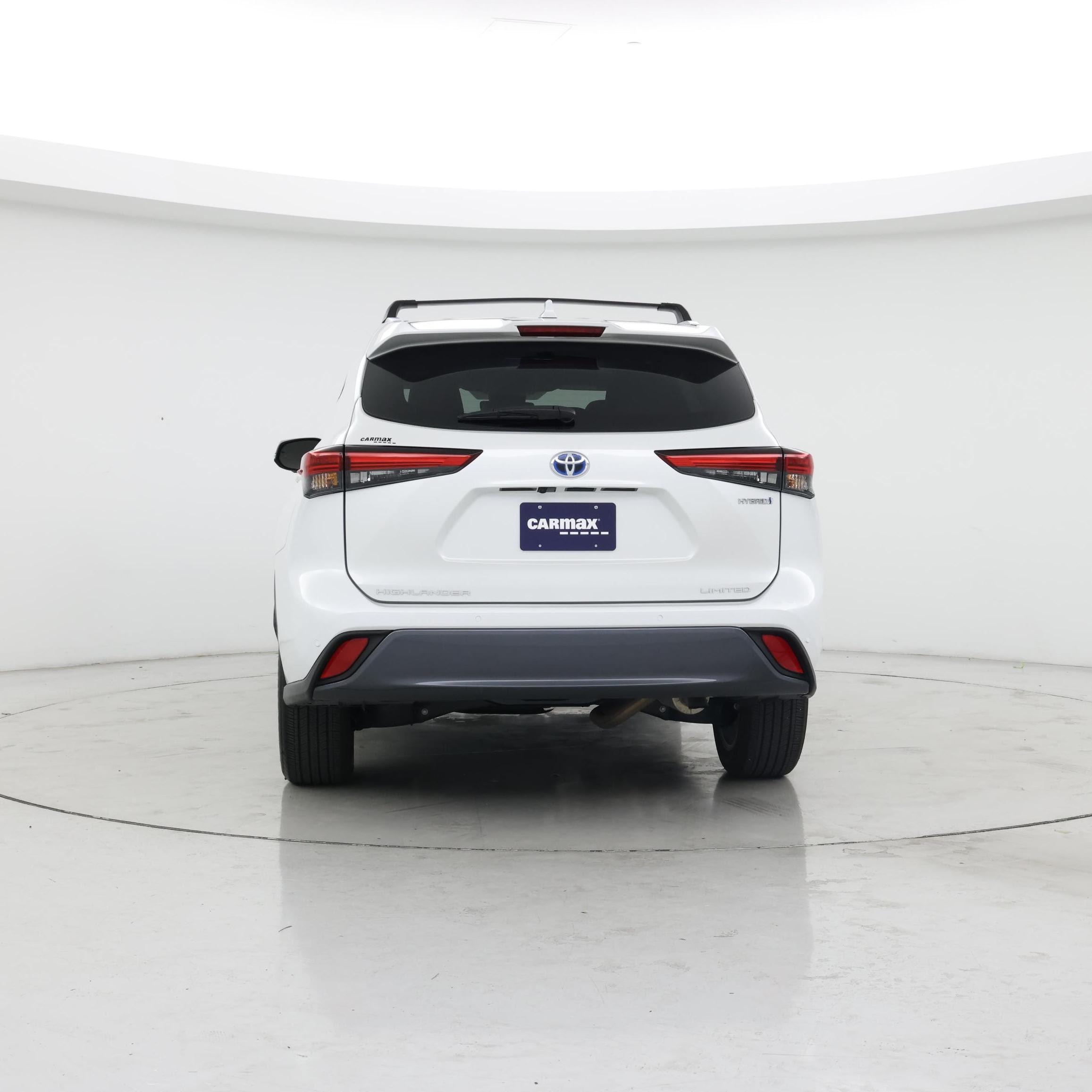 Thumbnail: 2023 Toyota Highlander - 6