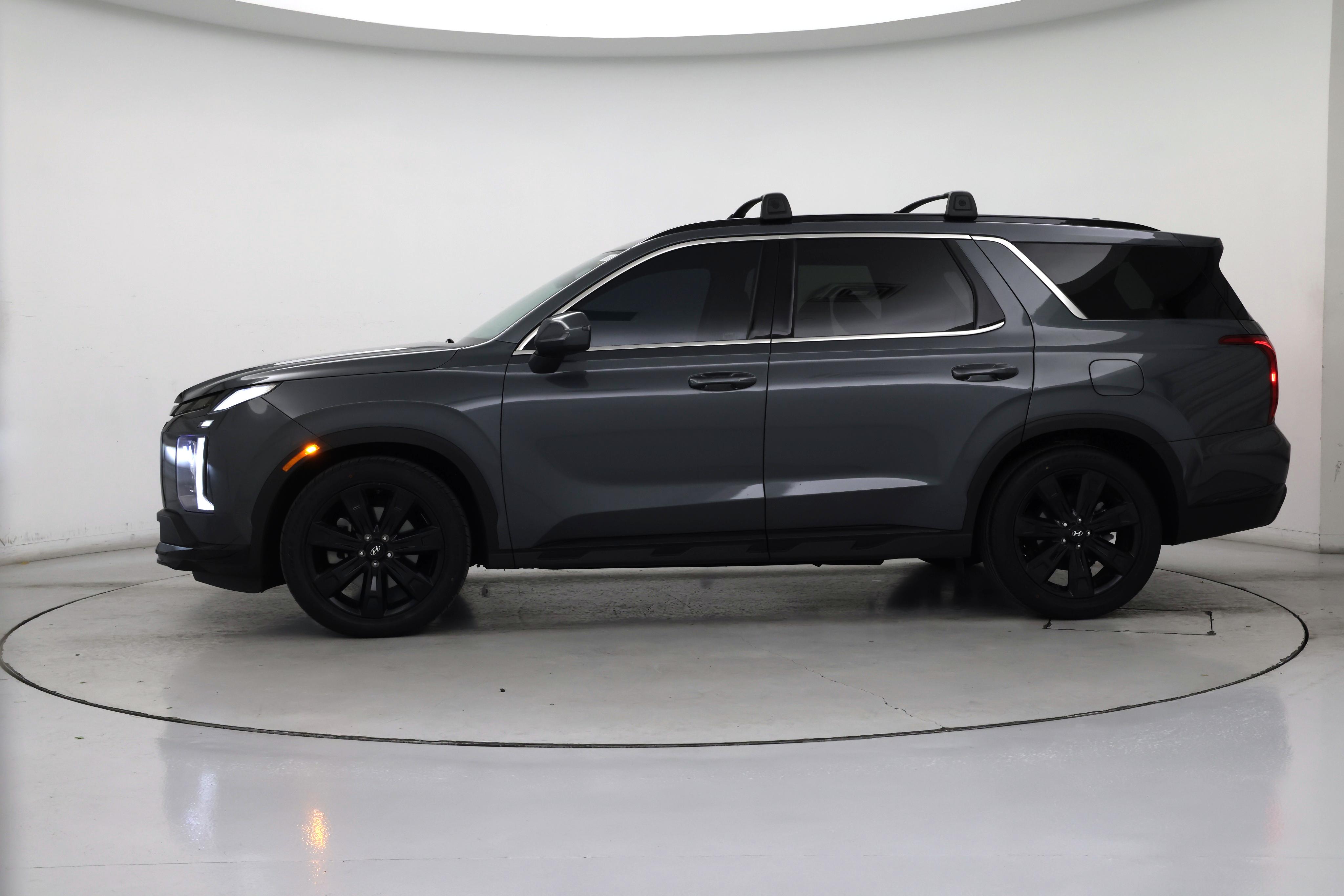 Thumbnail: 2023 Hyundai Palisade - 3