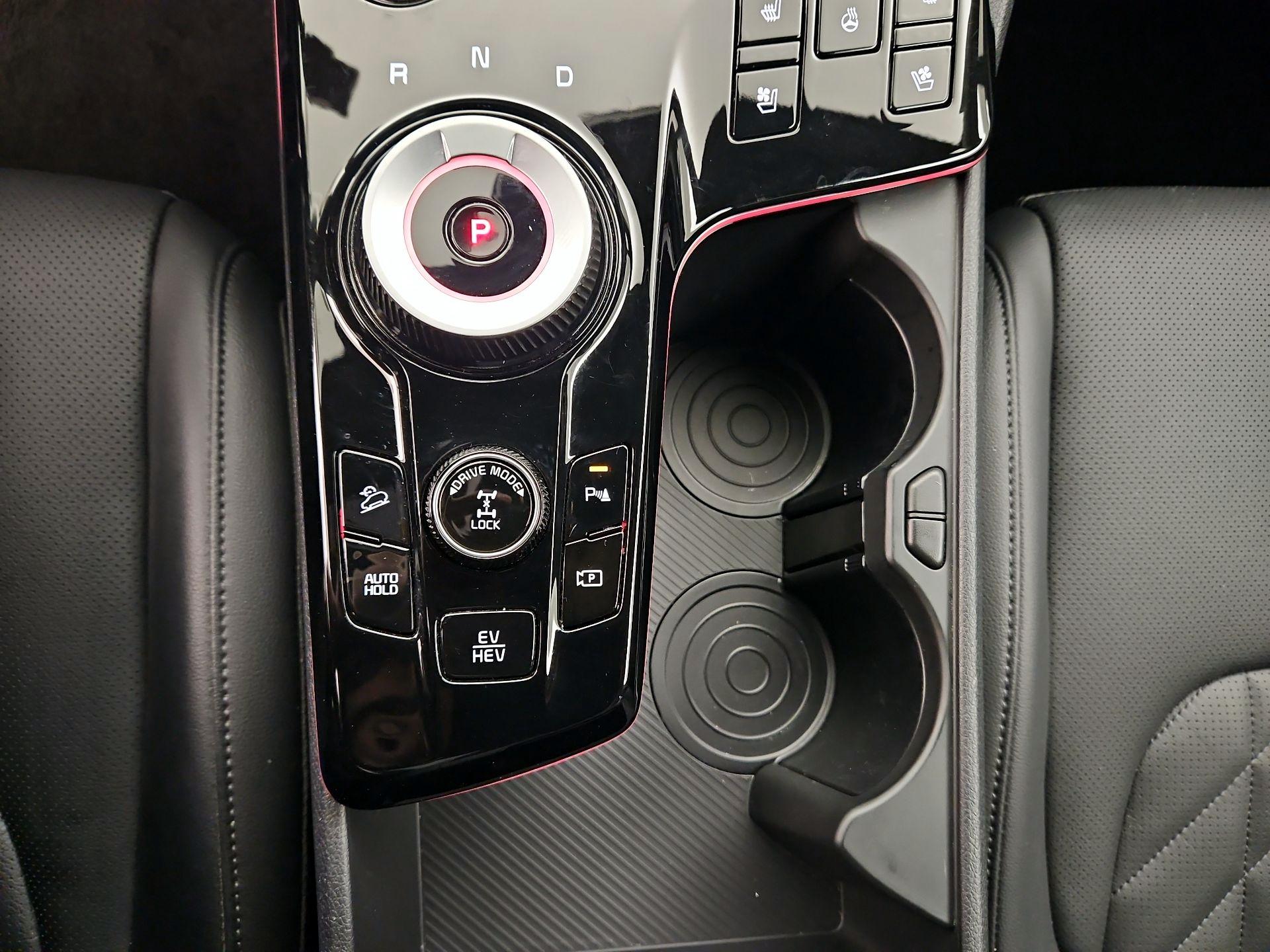 Thumbnail: 2024 Kia Sportage - 16