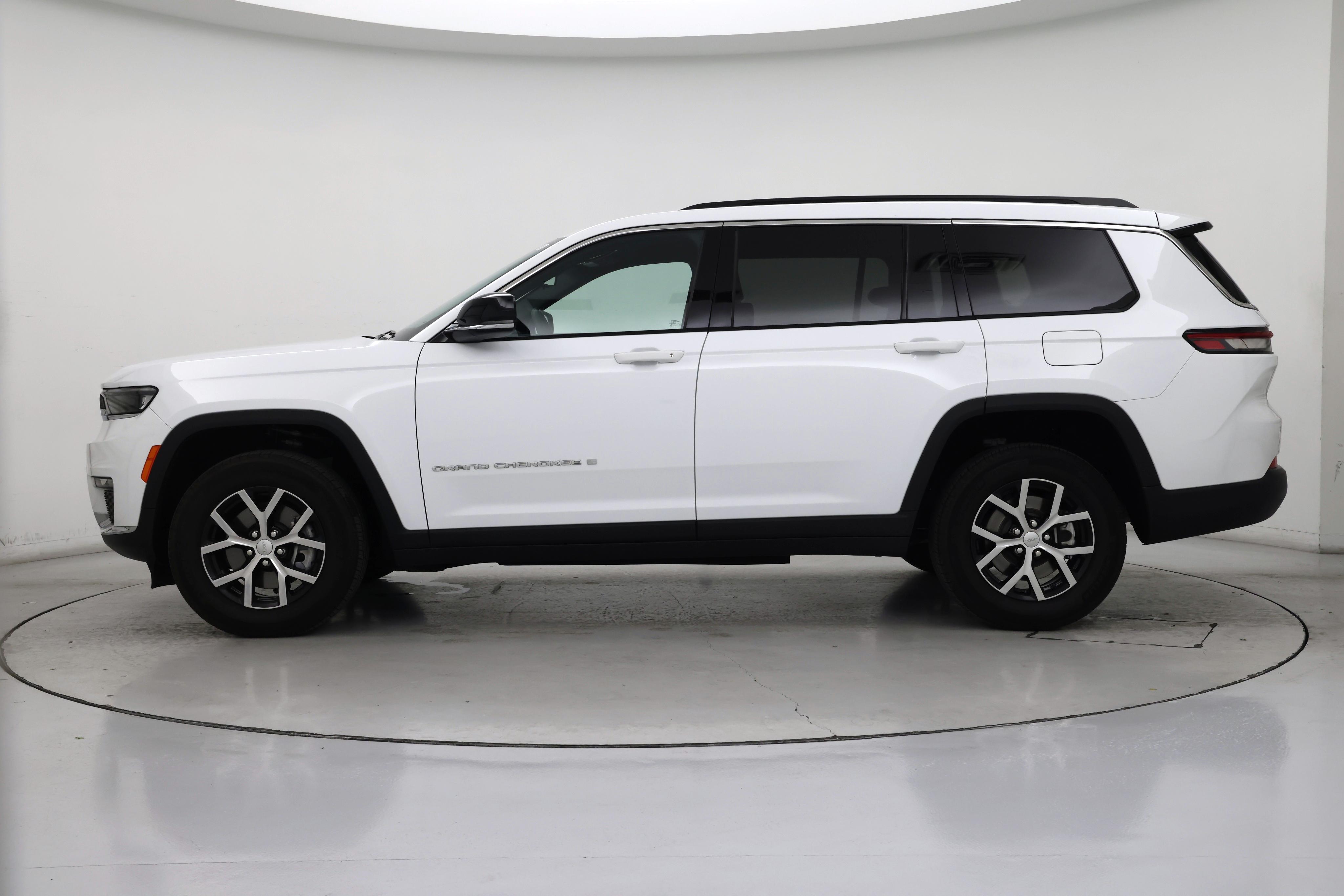 Thumbnail: 2024 Jeep Grand Cherokee L - 3
