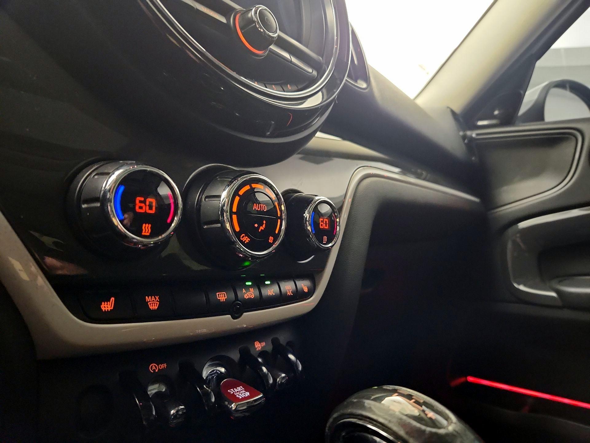 Thumbnail: 2017 MINI Cooper Countryman - 16
