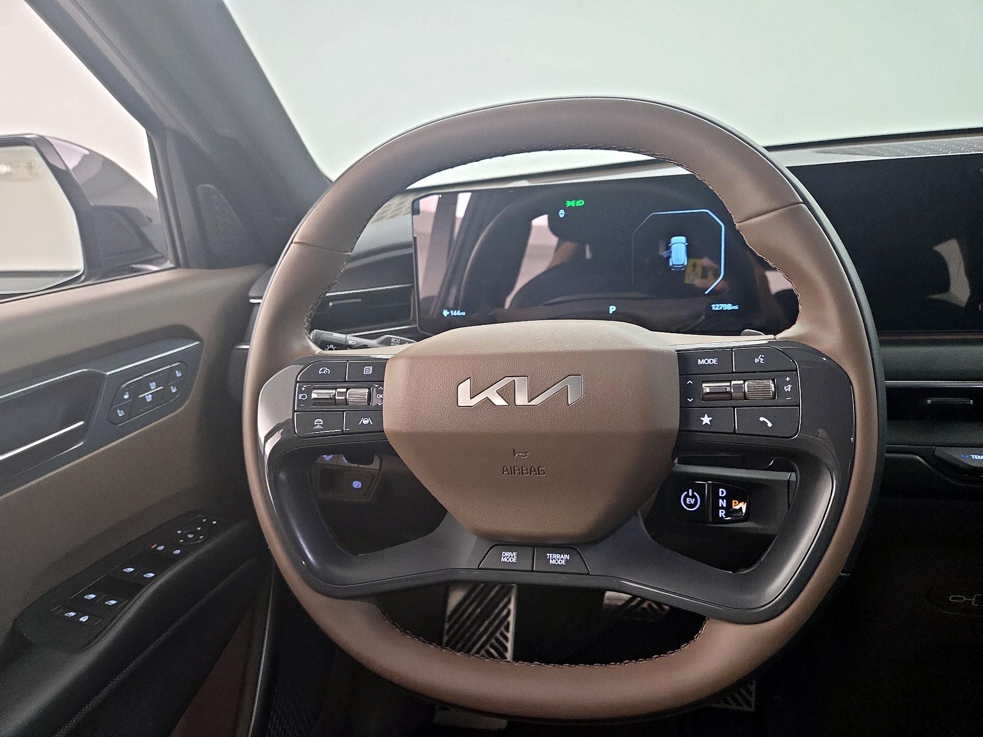 Thumbnail: 2026 Kia EV9 - 10
