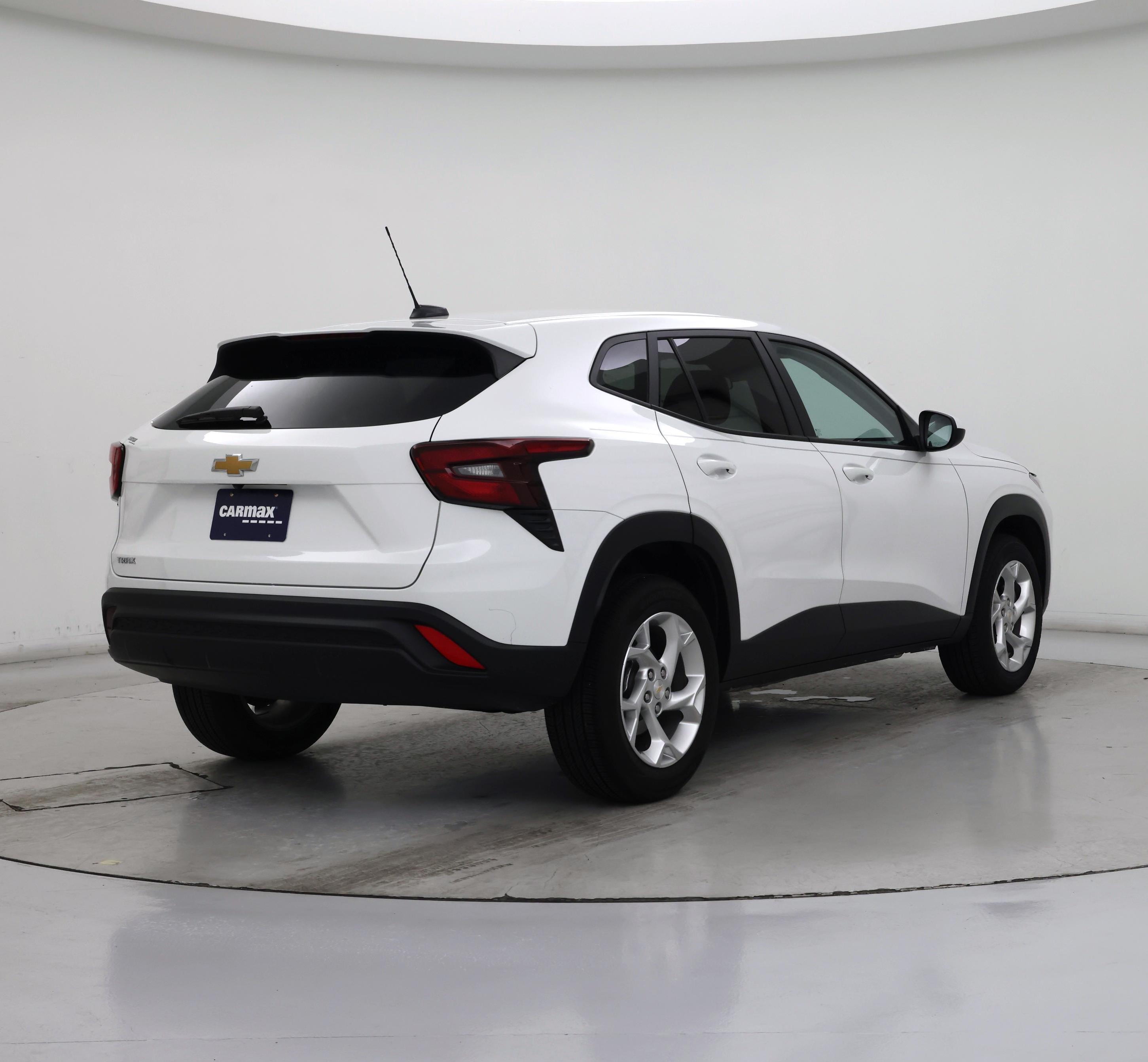 Thumbnail: 2024 Chevrolet Trax - 8