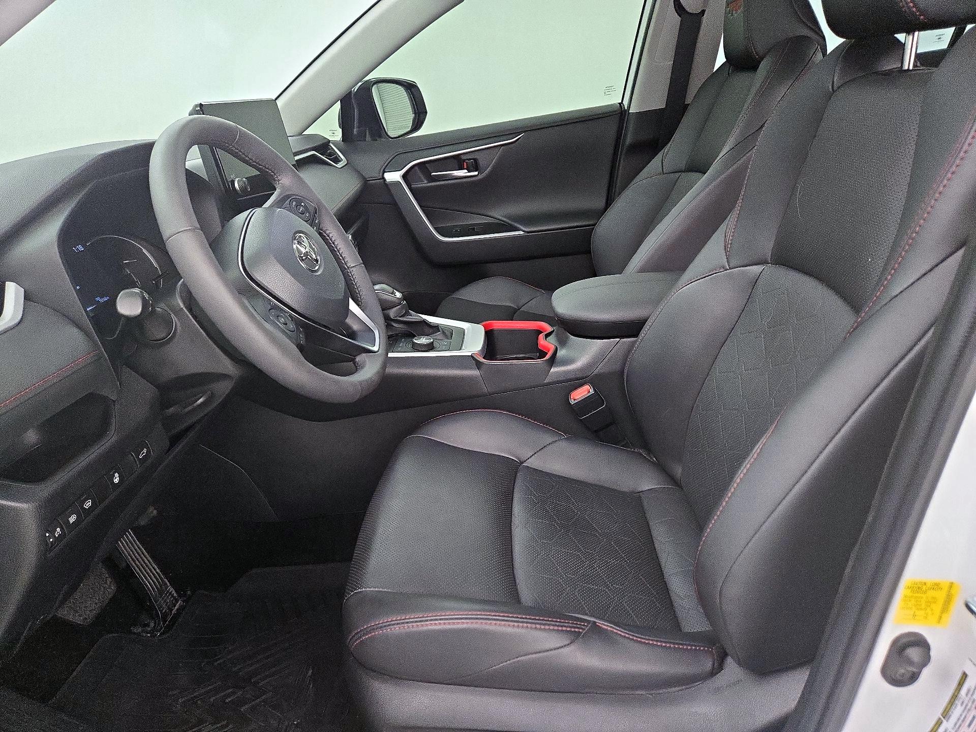 Thumbnail: 2023 Toyota RAV4 - 11