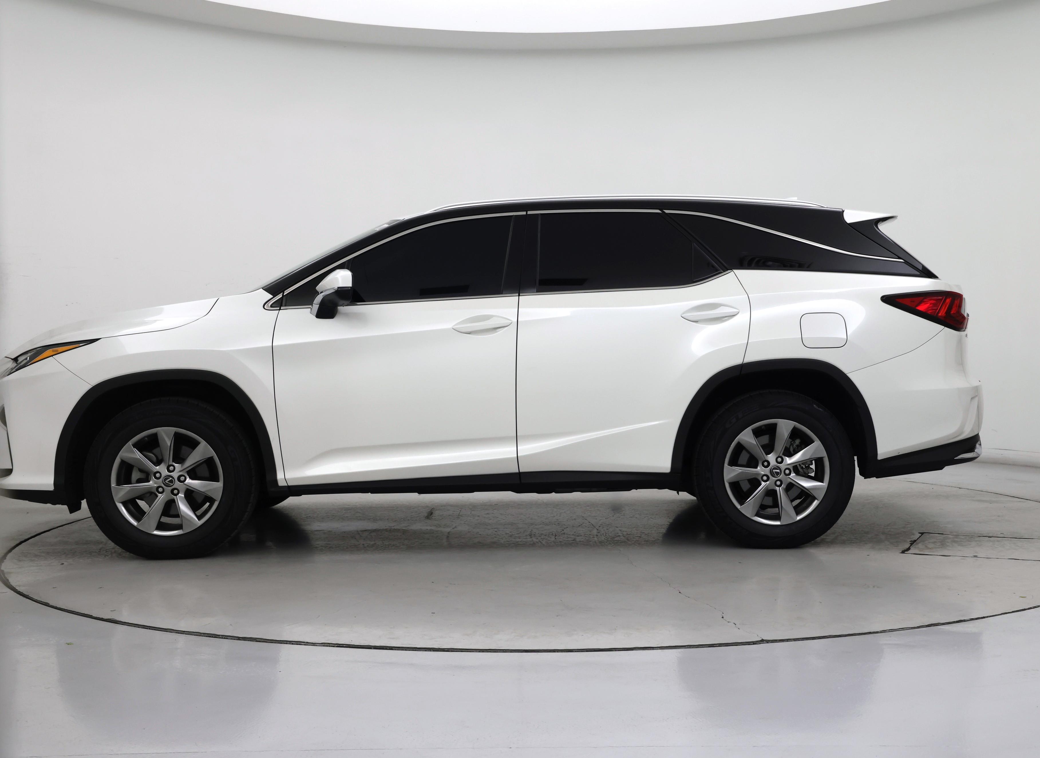 Thumbnail: 2019 Lexus RX - 3