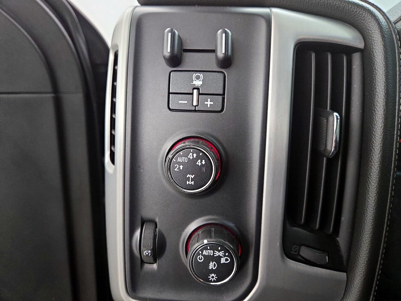 2016 GMC Sierra 1500 SLT - Photo 14