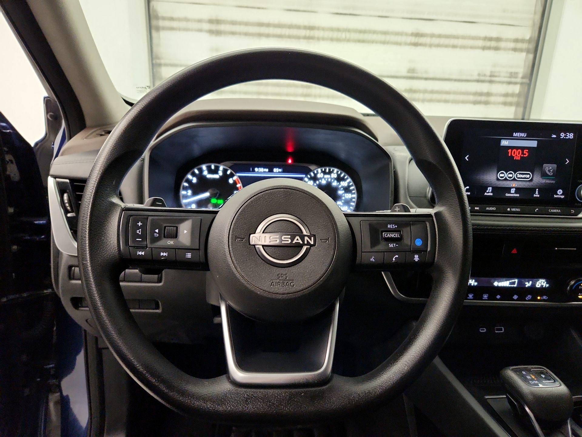 Thumbnail: 2023 Nissan Rogue - 10