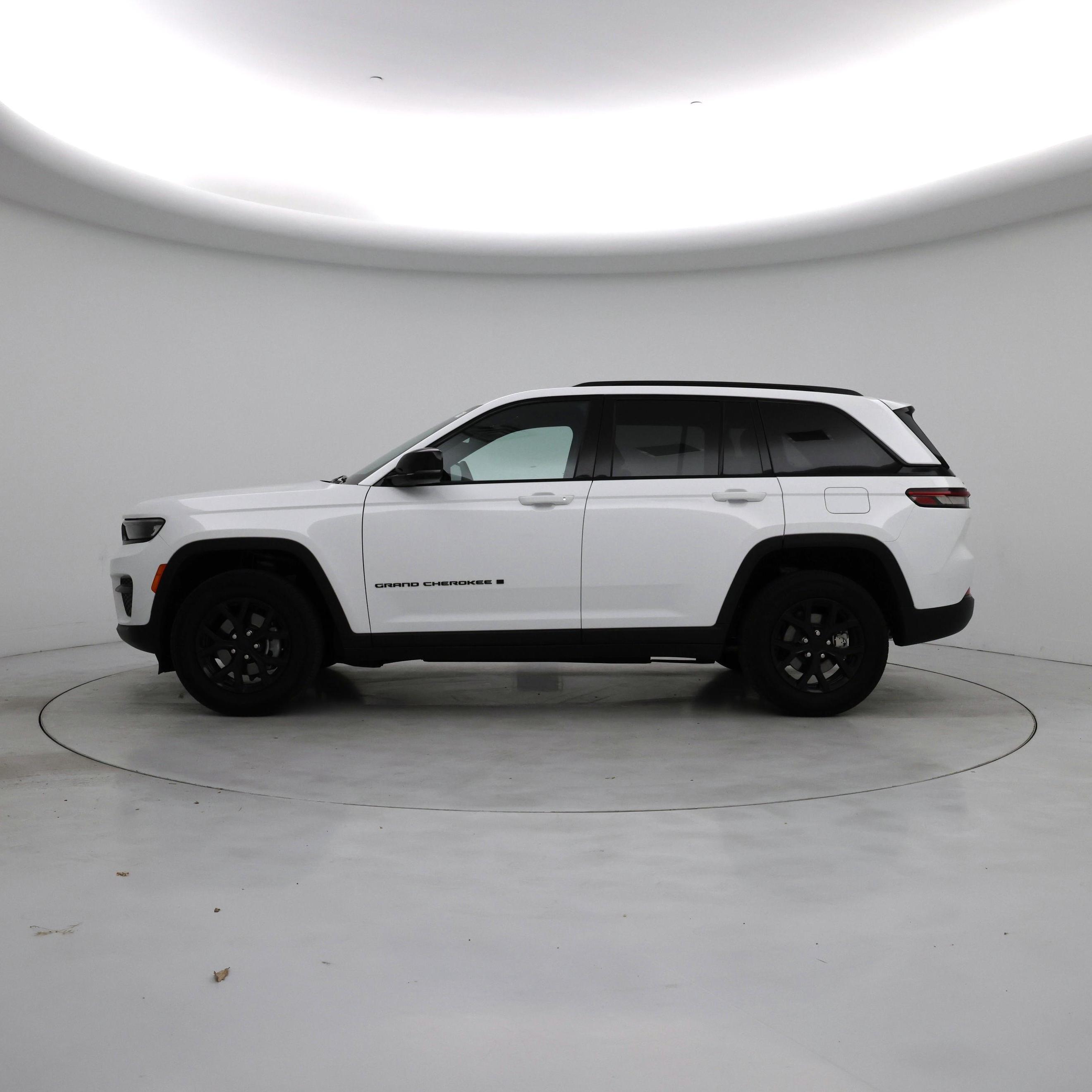 Thumbnail: 2025 Jeep Grand Cherokee - 3