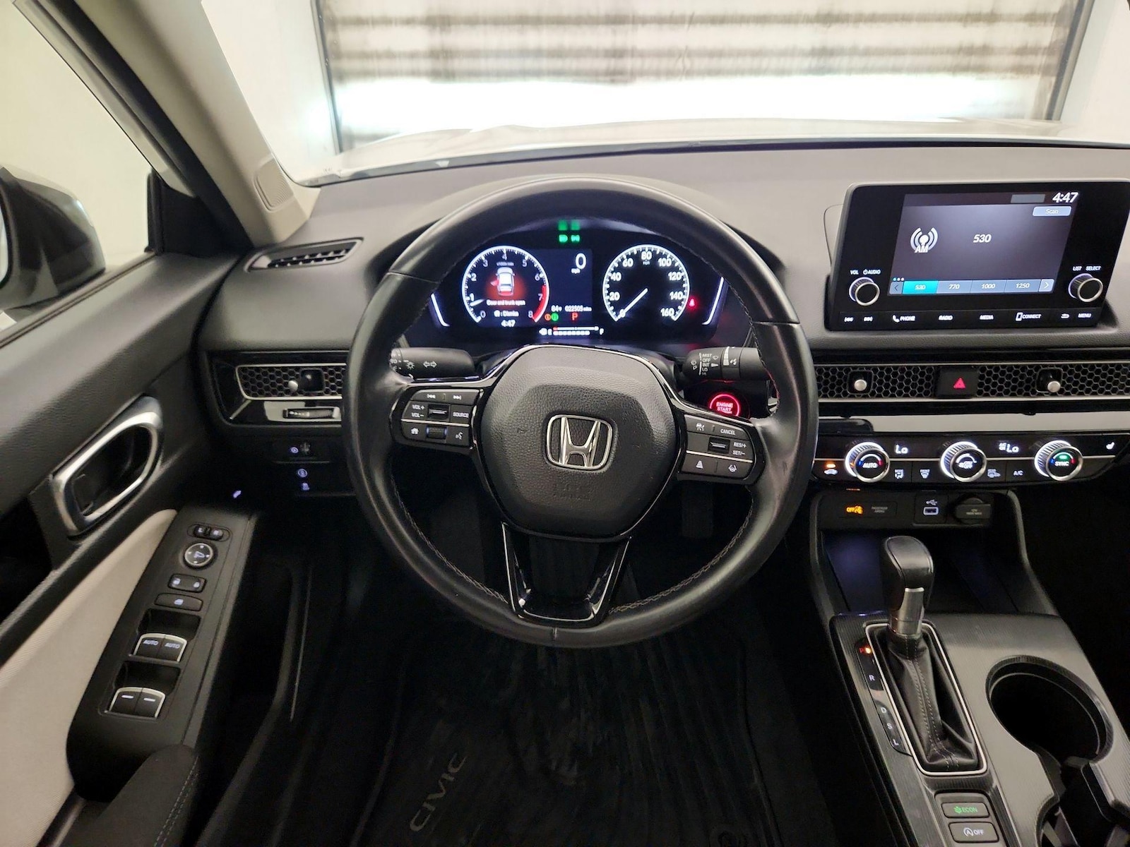 2024 Honda Civic EX - Photo 11