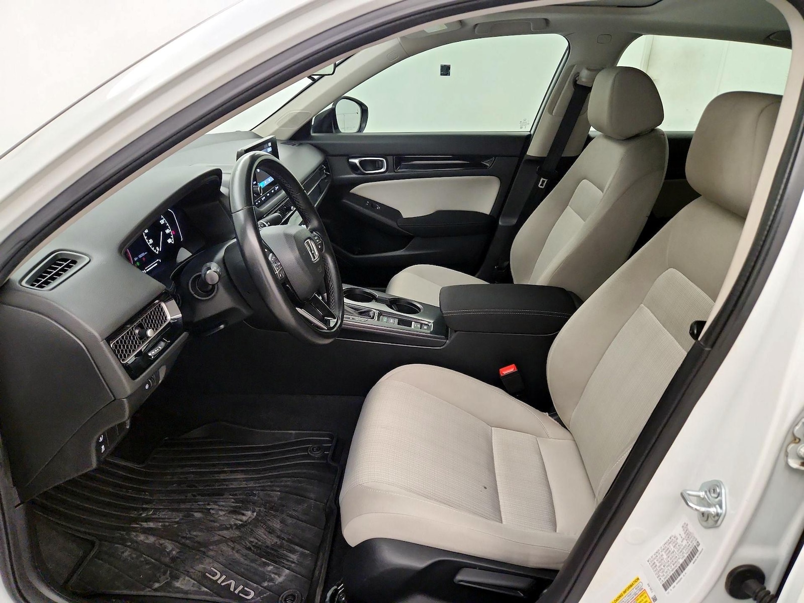 2024 Honda Civic EX - Photo 12