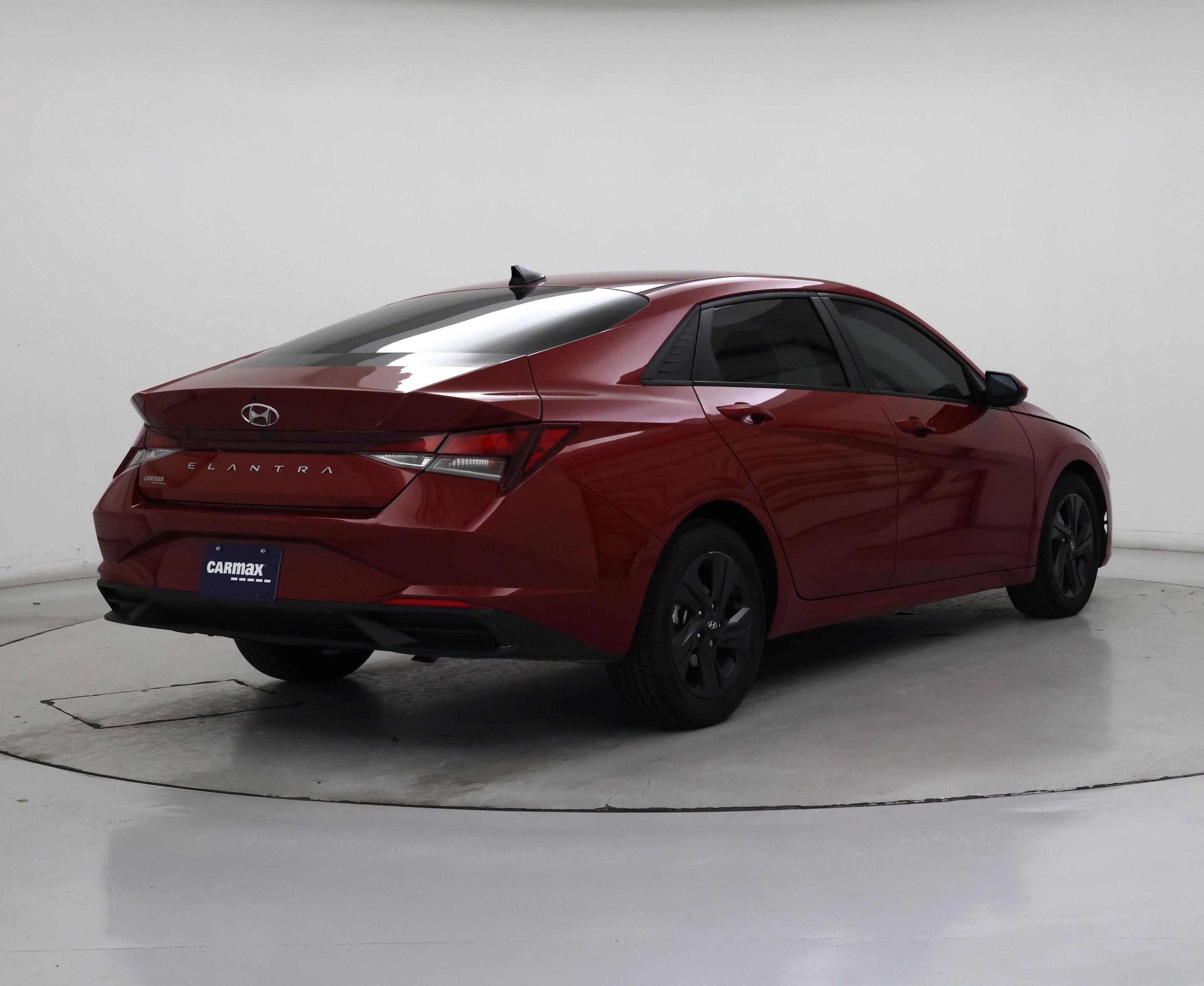 Thumbnail: 2022 Hyundai Elantra - 8