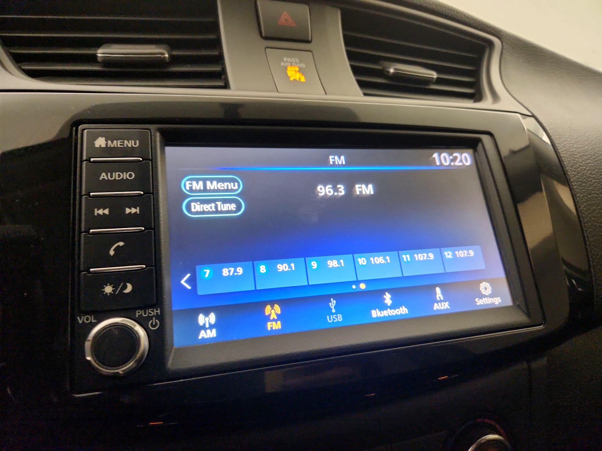 Thumbnail: 2019 Nissan Sentra - 15