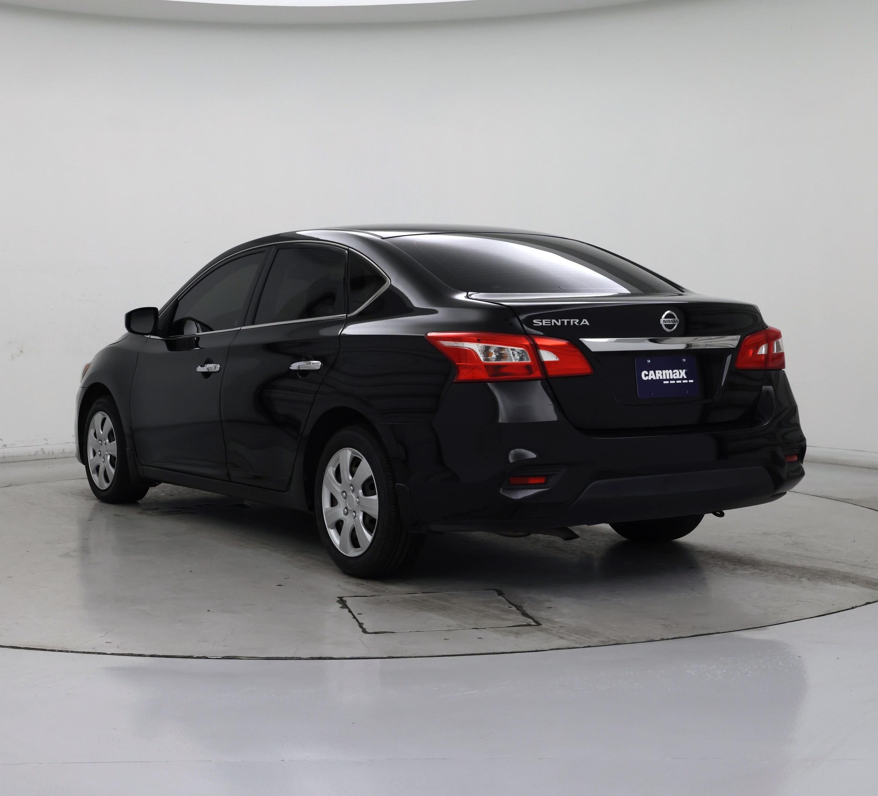 Thumbnail: 2019 Nissan Sentra - 2