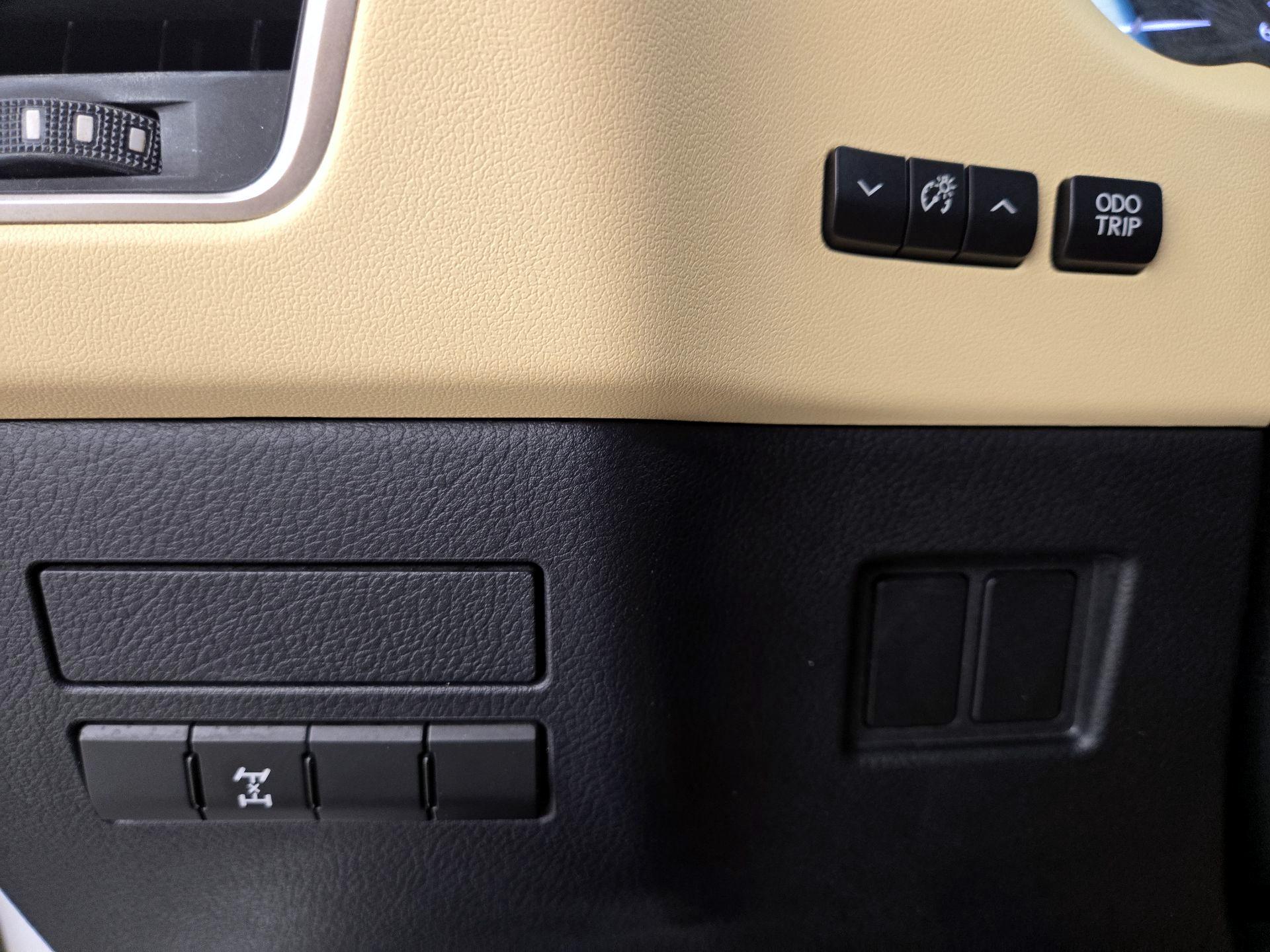 Thumbnail: 2016 Lexus NX - 13