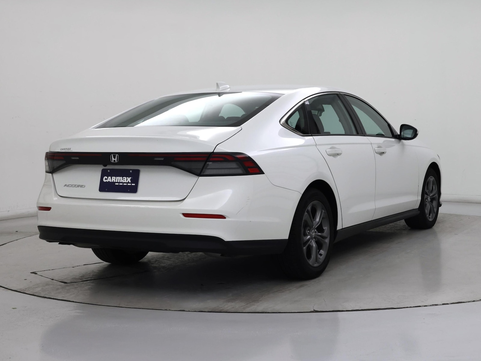 2024 Honda Accord EX - Photo 9