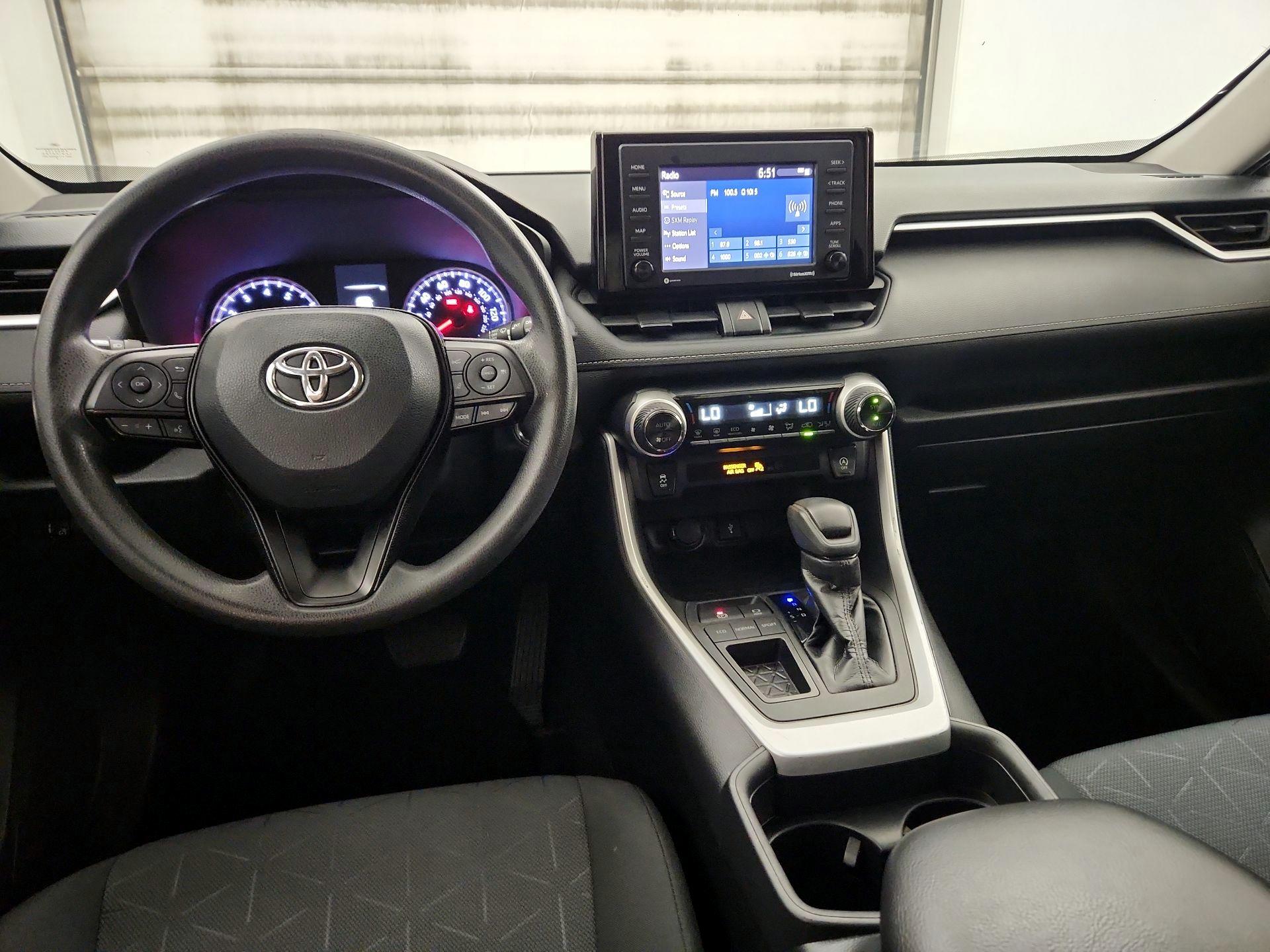 Thumbnail: 2020 Toyota RAV4 - 9