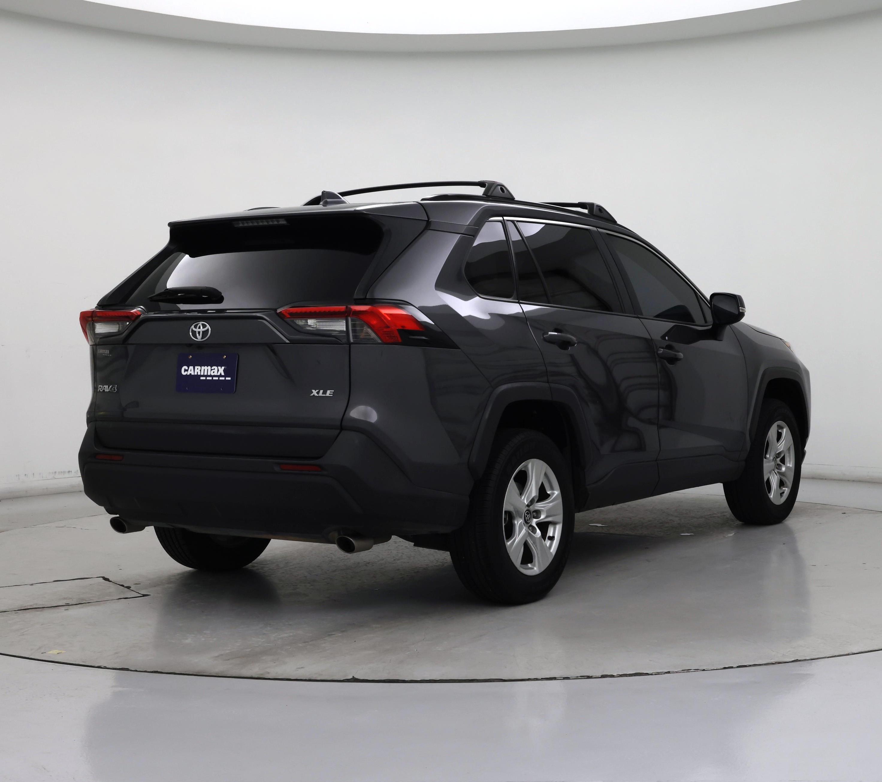 Thumbnail: 2020 Toyota RAV4 - 8
