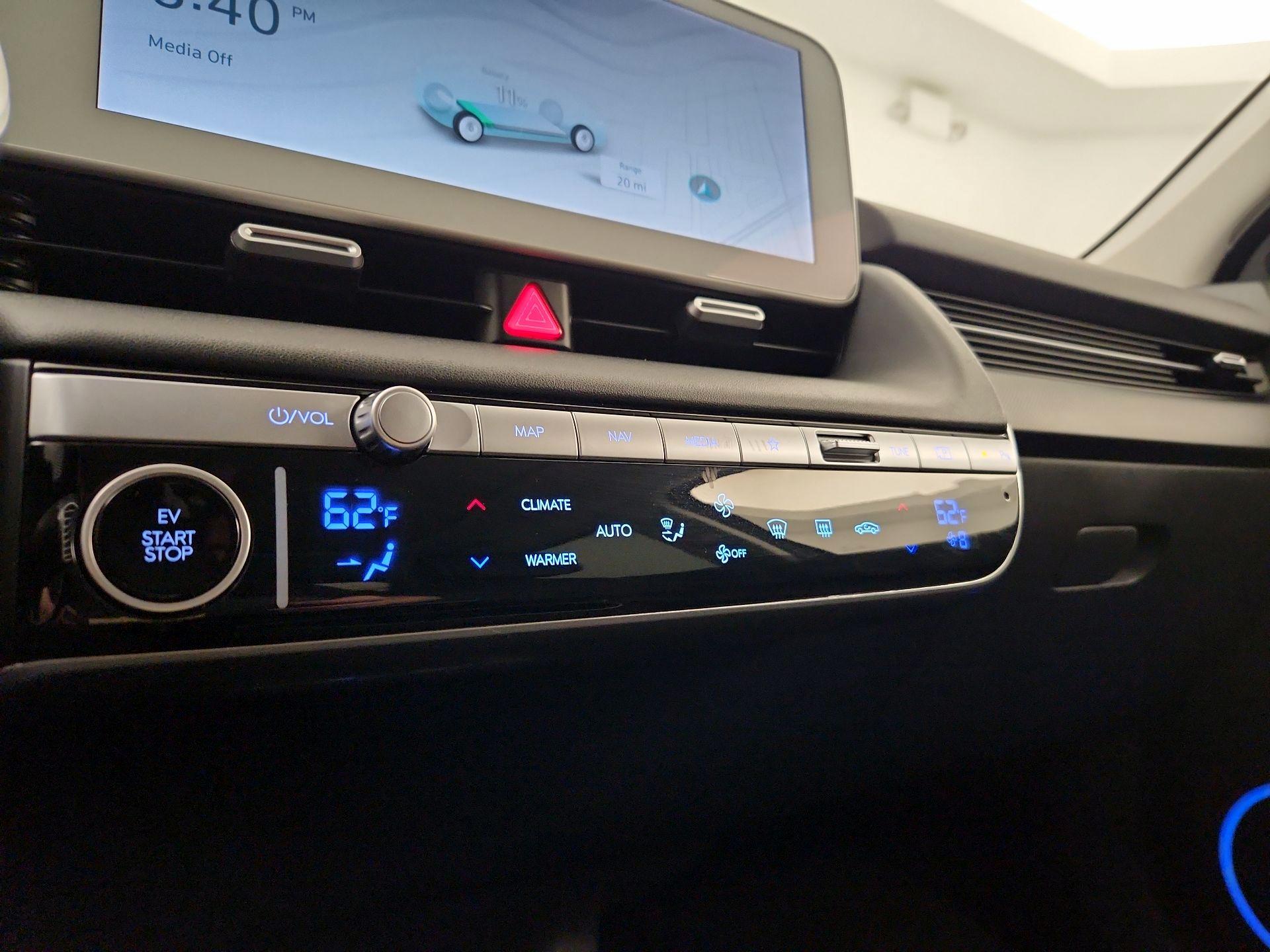 Thumbnail: 2024 Hyundai Ioniq 5 - 17