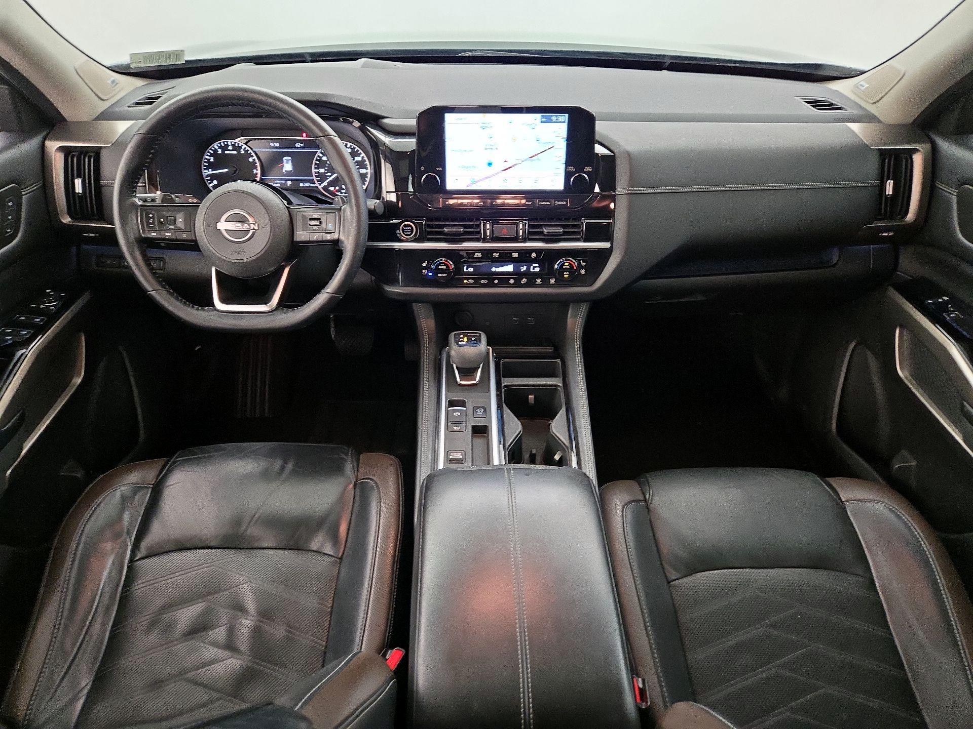 Thumbnail: 2022 Nissan Pathfinder - 9