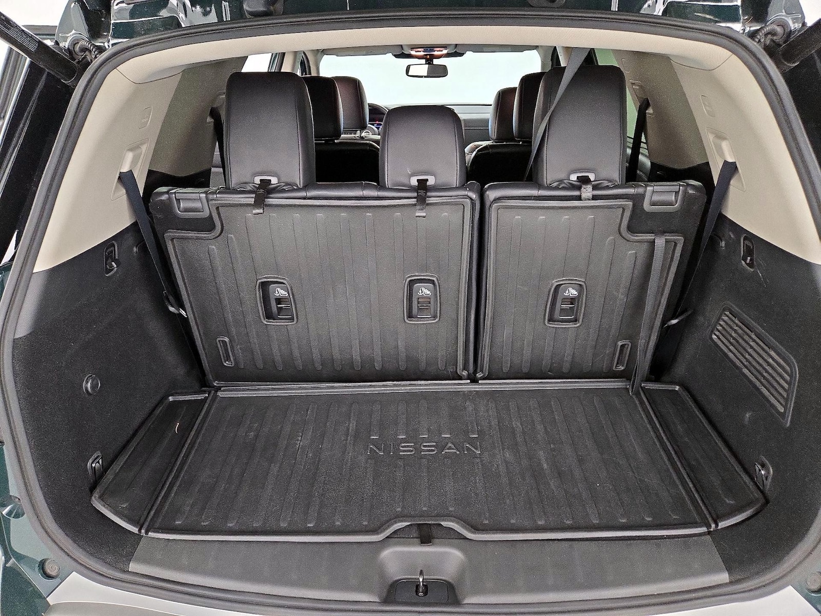 2022 Nissan Pathfinder Platinum - Photo 24