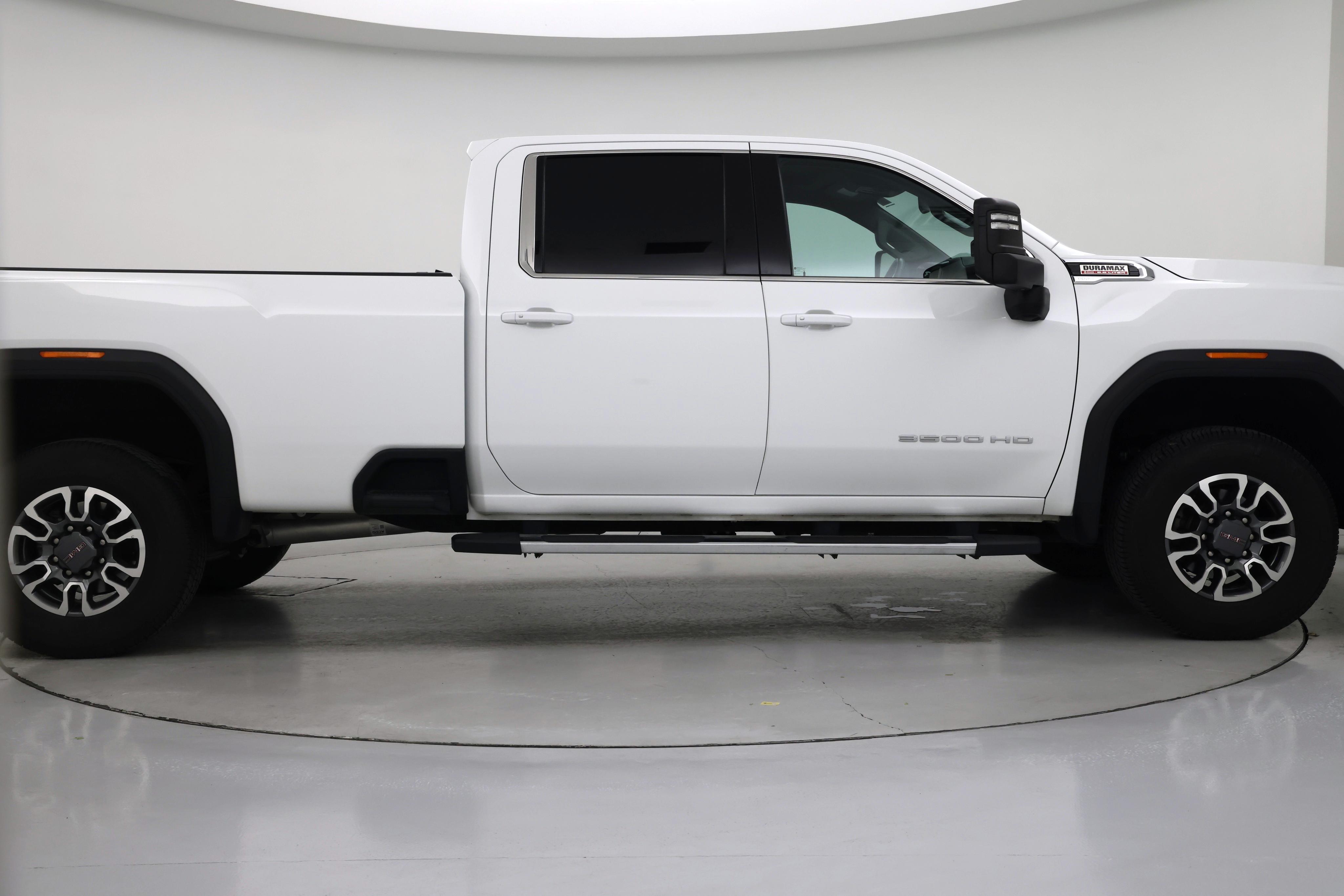 Thumbnail: 2023 GMC Sierra 3500 - 7