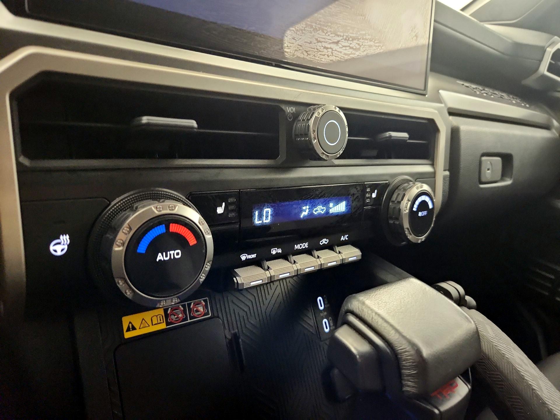 Thumbnail: 2024 Toyota Tacoma - 16