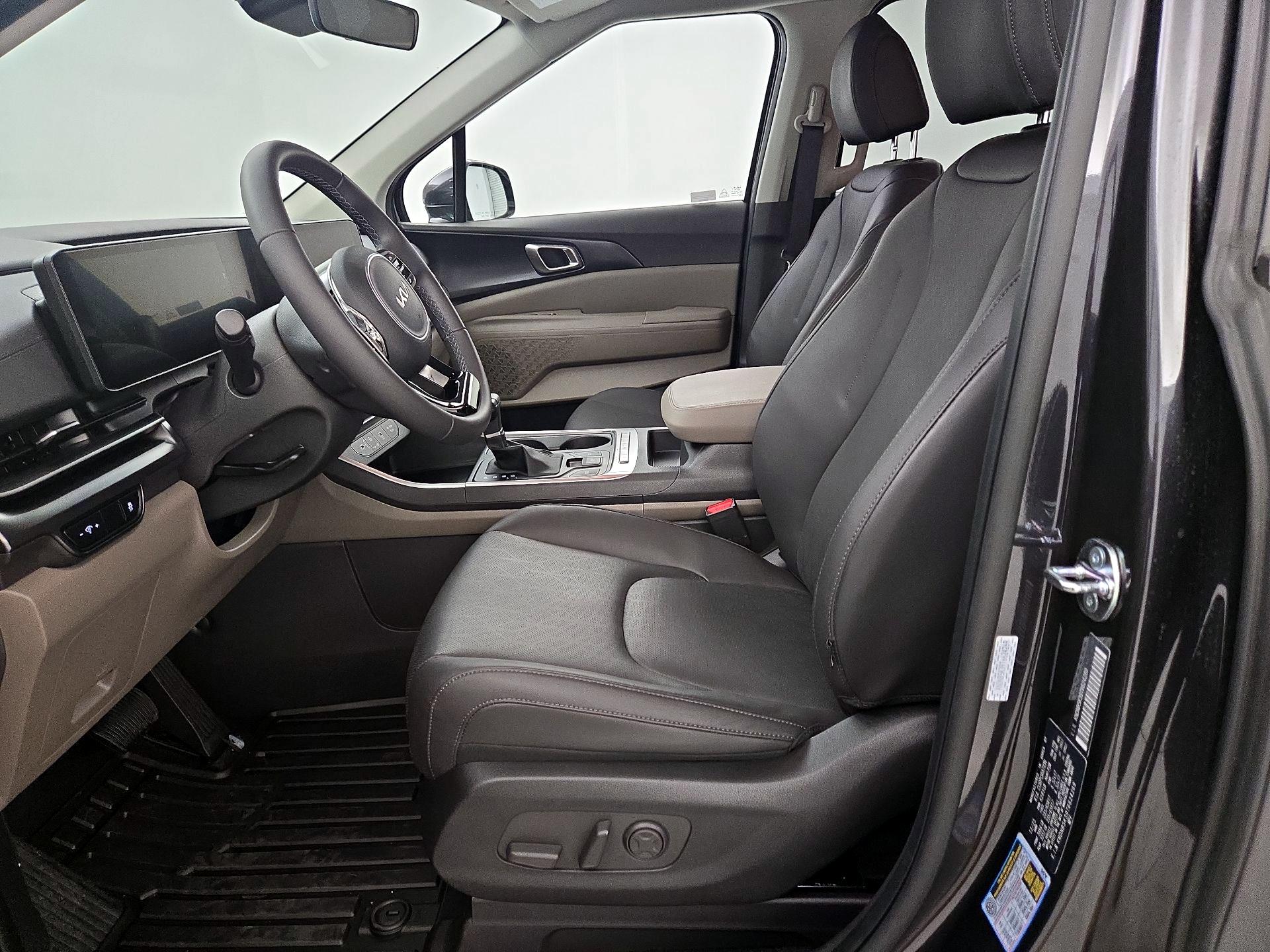Thumbnail: 2026 Kia Carnival - 11