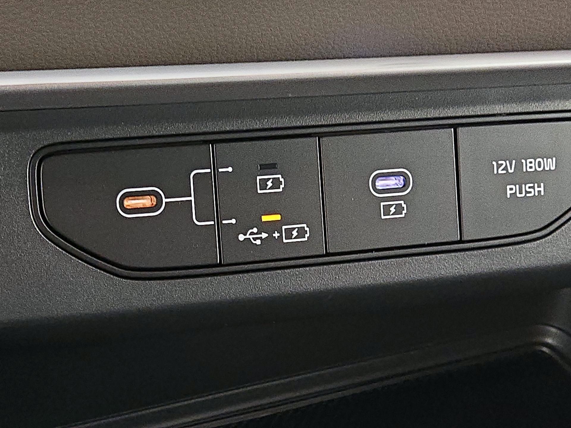 Thumbnail: 2026 Kia Carnival - 19