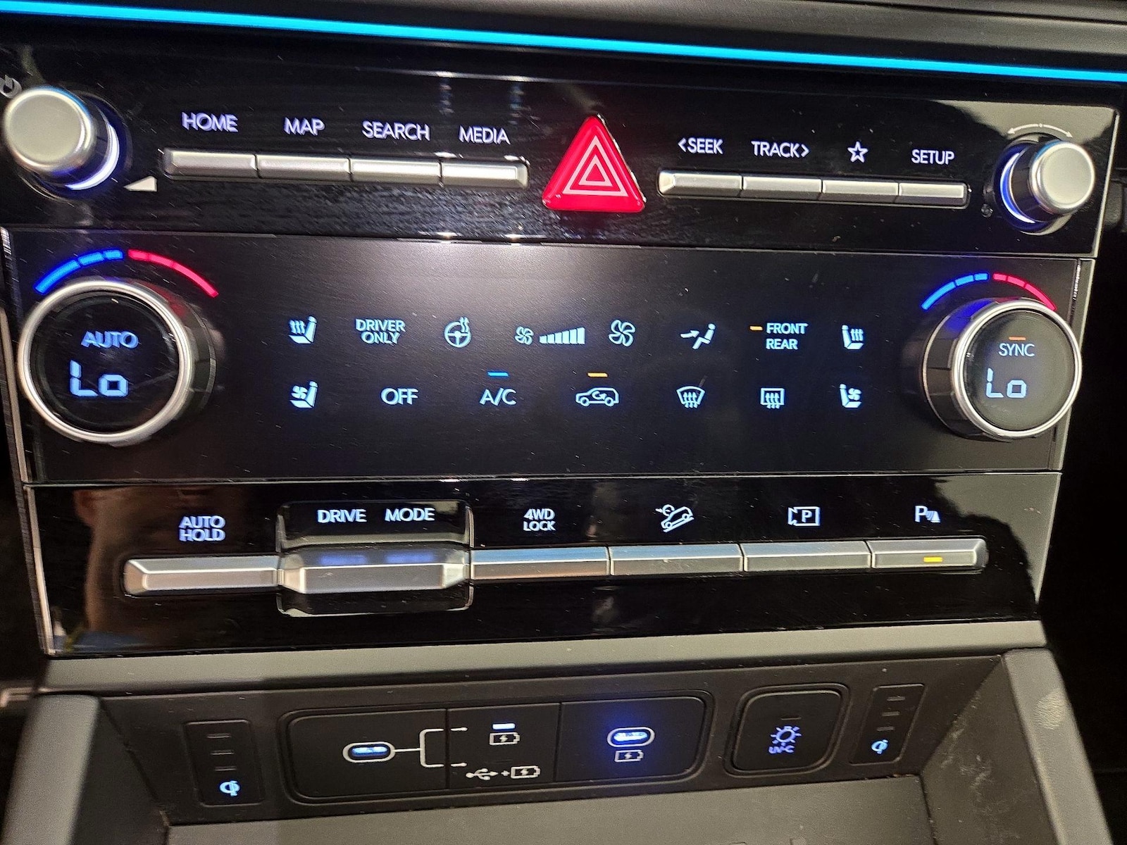 2025 Hyundai Santa Fe Calligraphy - Photo 18