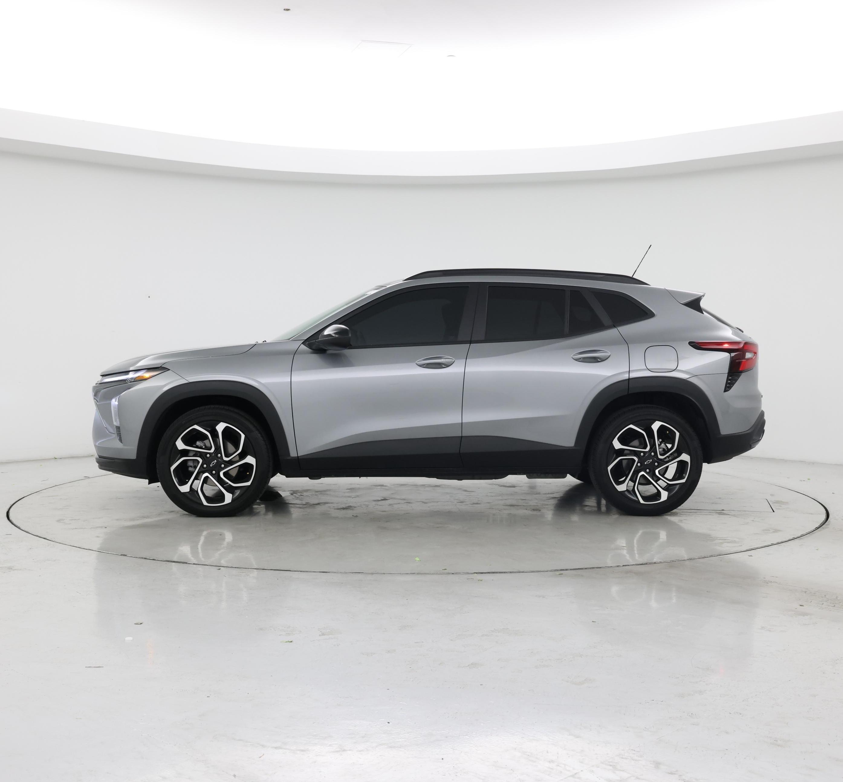 Thumbnail: 2025 Chevrolet Trax - 3