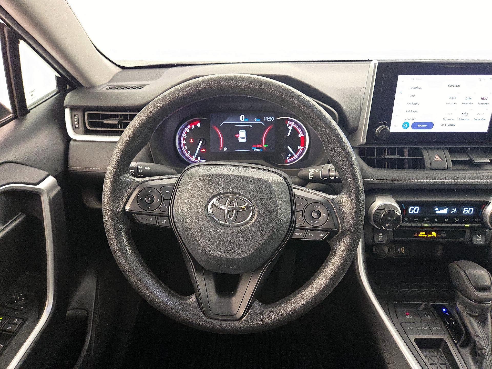 Thumbnail: 2024 Toyota RAV4 - 10