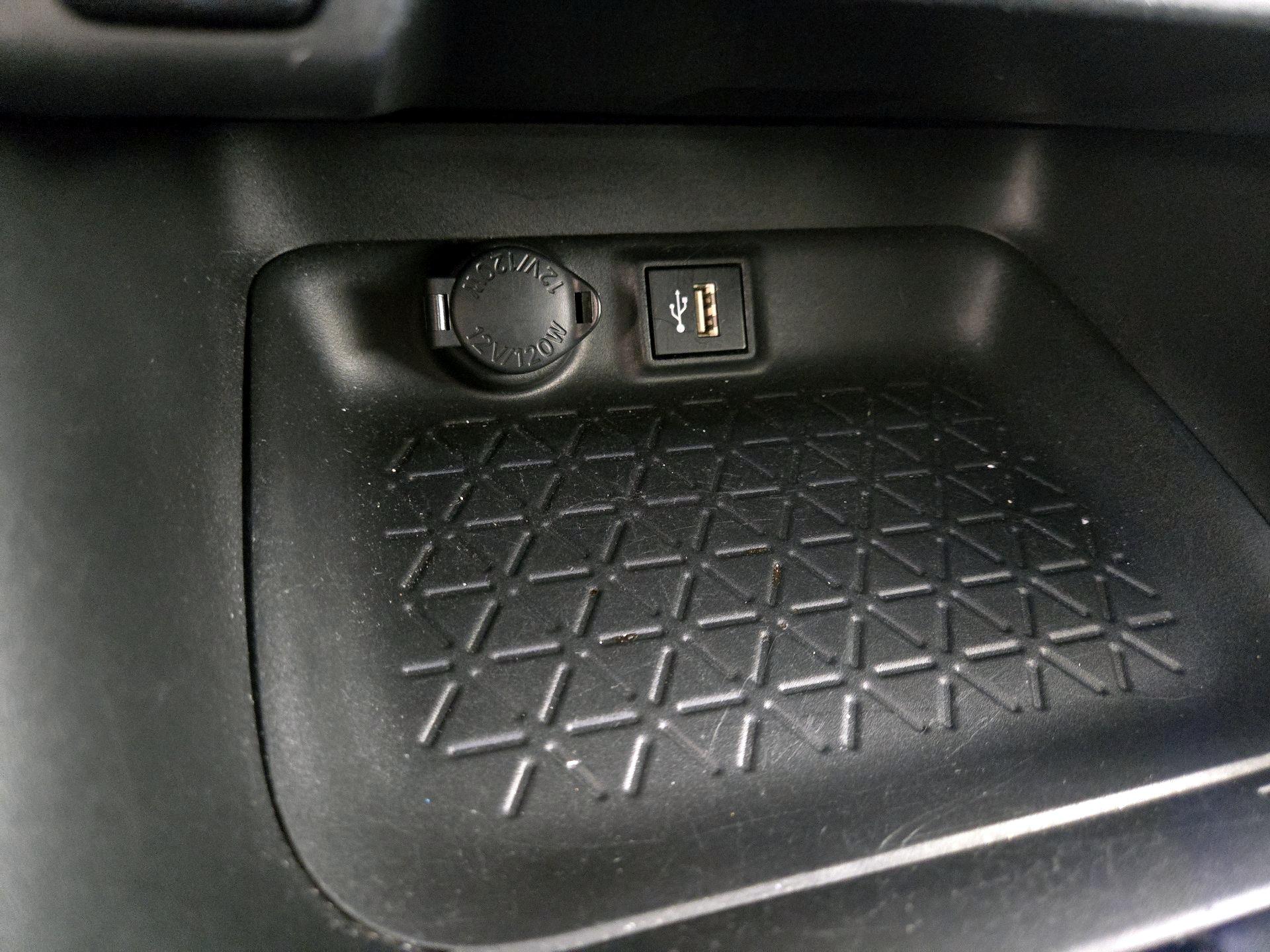 Thumbnail: 2024 Toyota RAV4 - 18