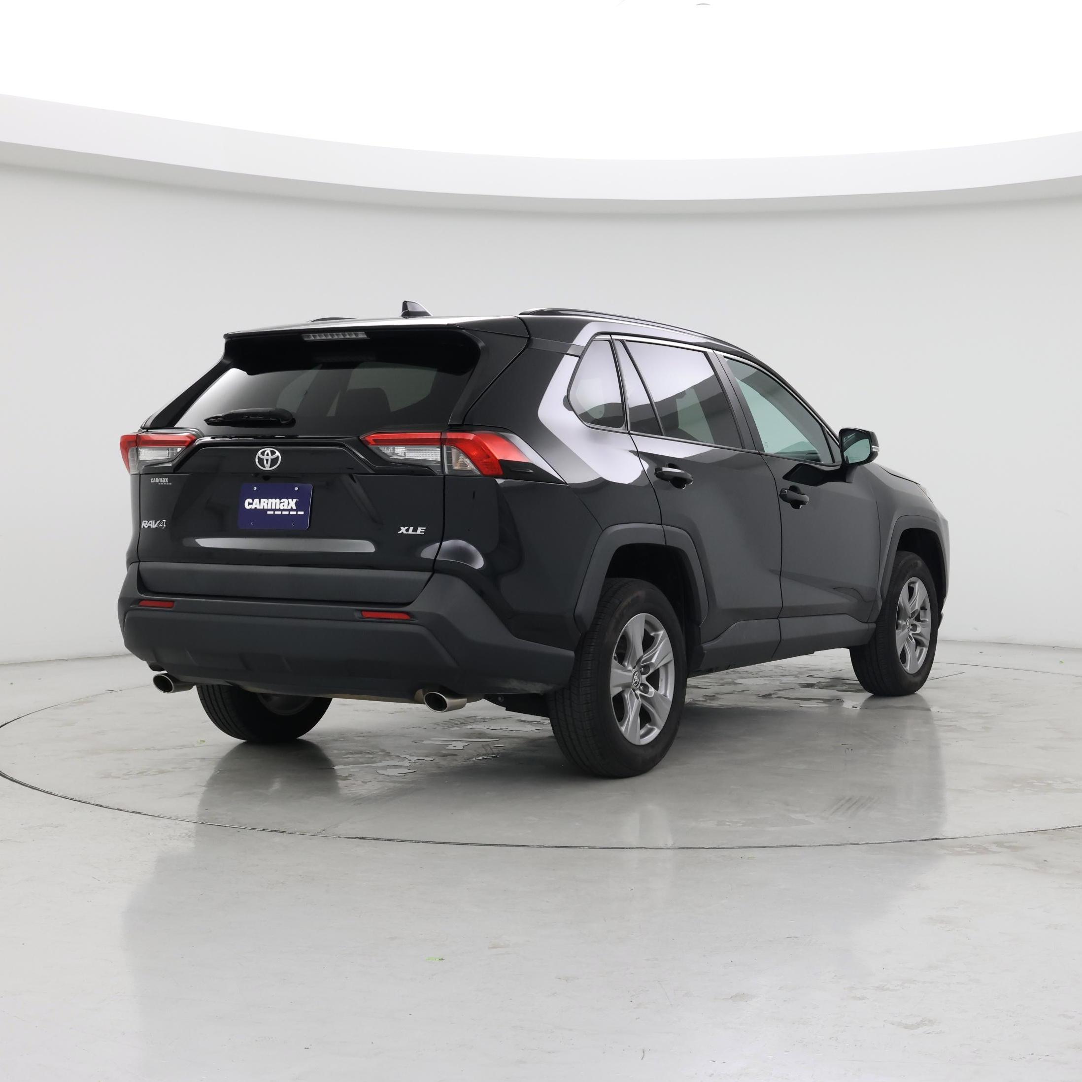 Thumbnail: 2024 Toyota RAV4 - 8