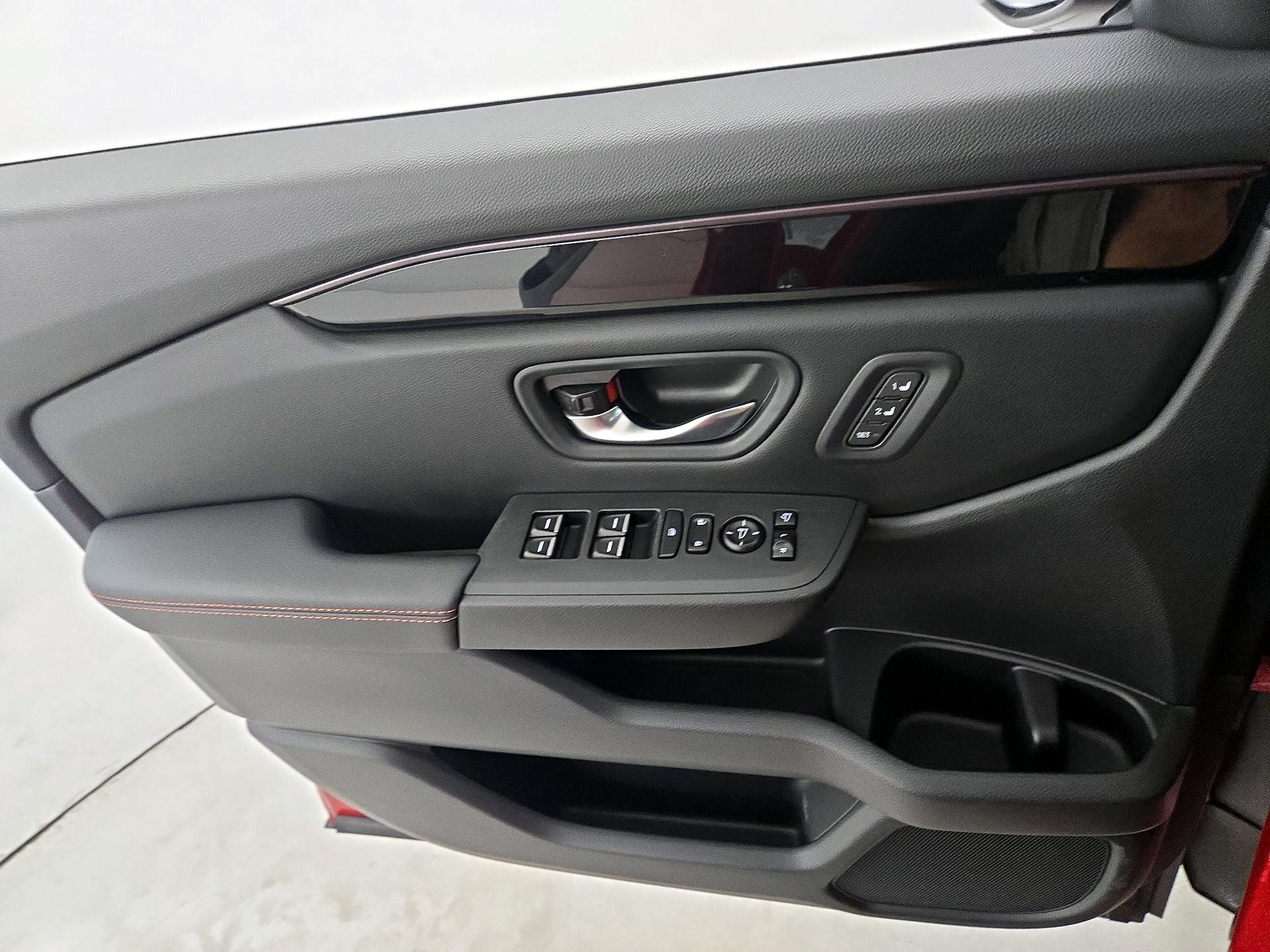 Thumbnail: 2024 Honda Pilot - 12