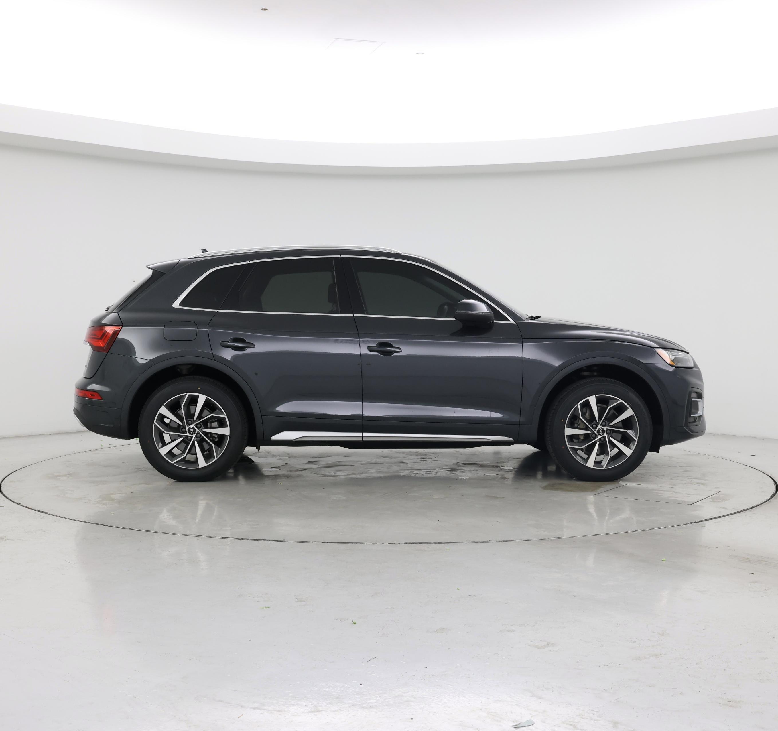Thumbnail: 2021 Audi Q5 - 7