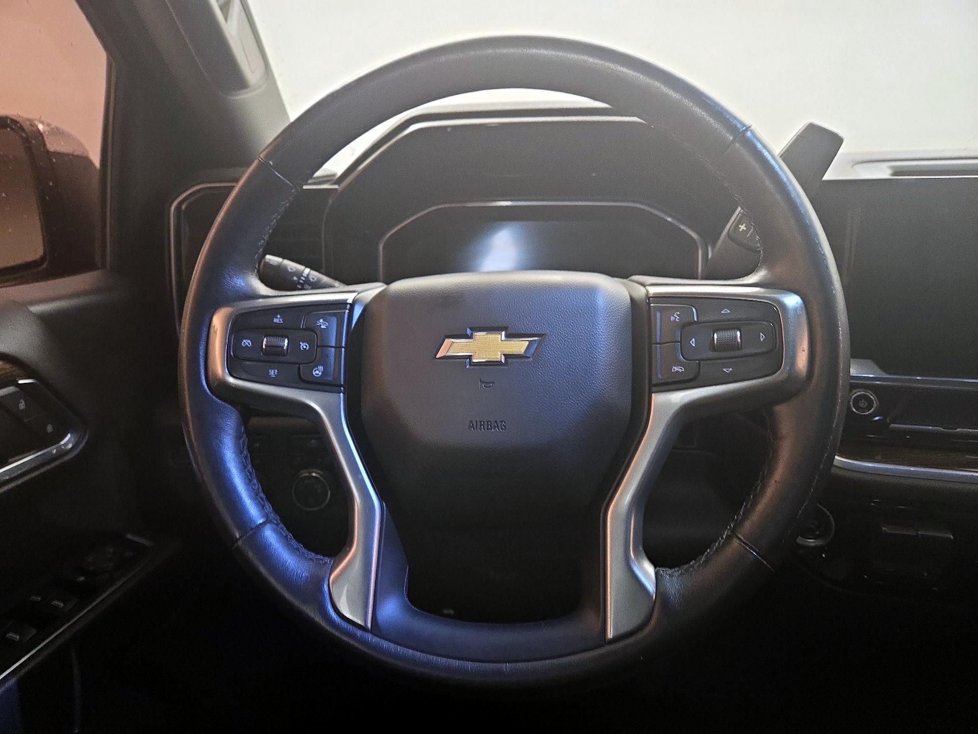 Thumbnail: 2022 Chevrolet Silverado 1500 - 10