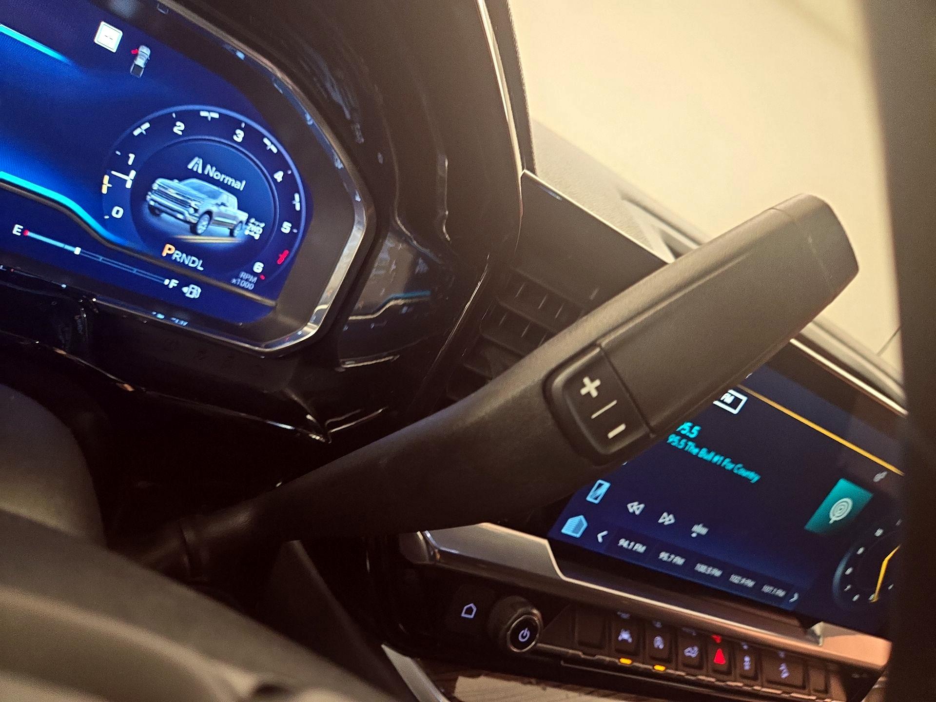 Thumbnail: 2022 Chevrolet Silverado 1500 - 18