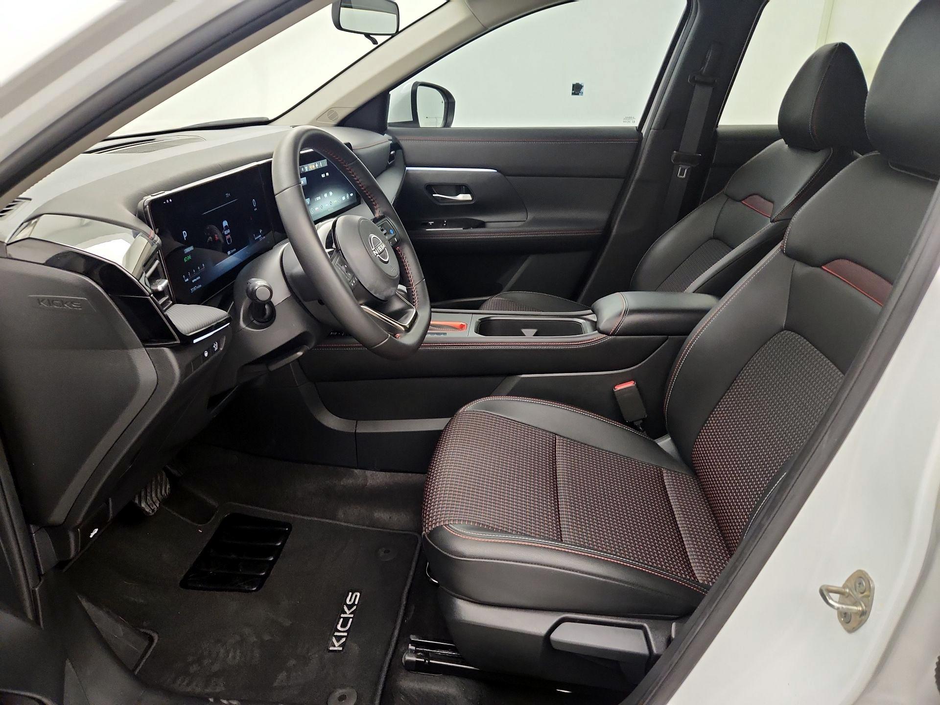 Thumbnail: 2025 Nissan Kicks - 11