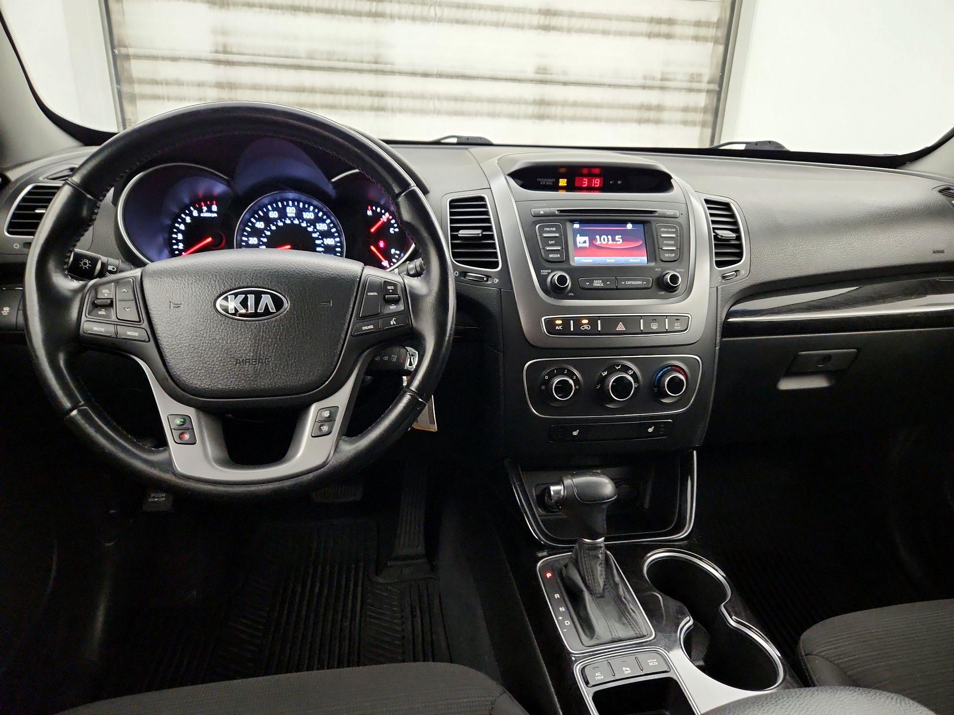 Thumbnail: 2014 Kia Sorento - 9