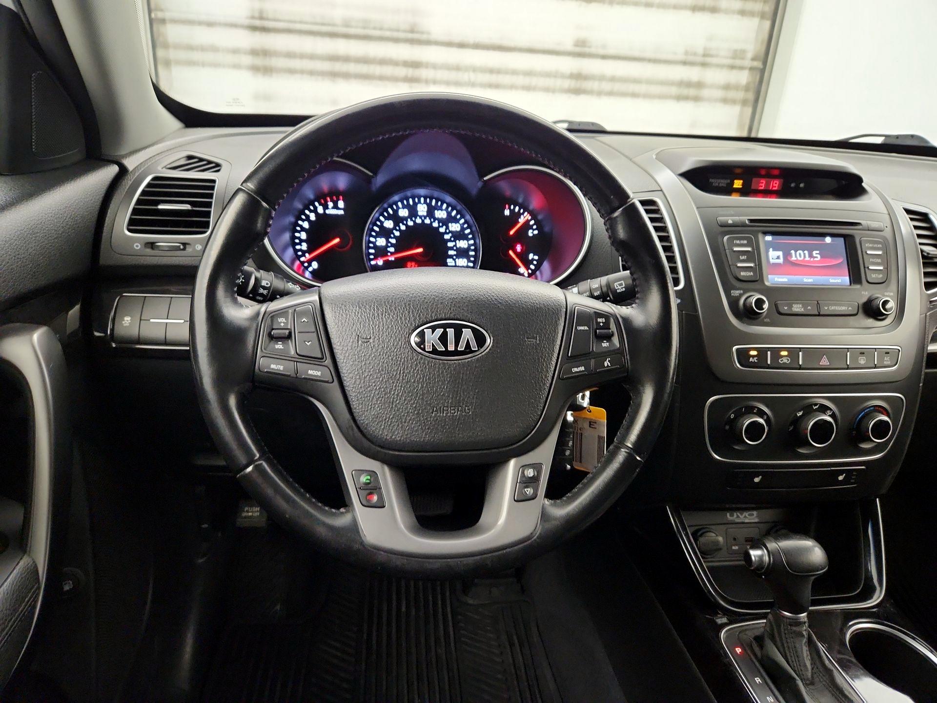 Thumbnail: 2014 Kia Sorento - 10
